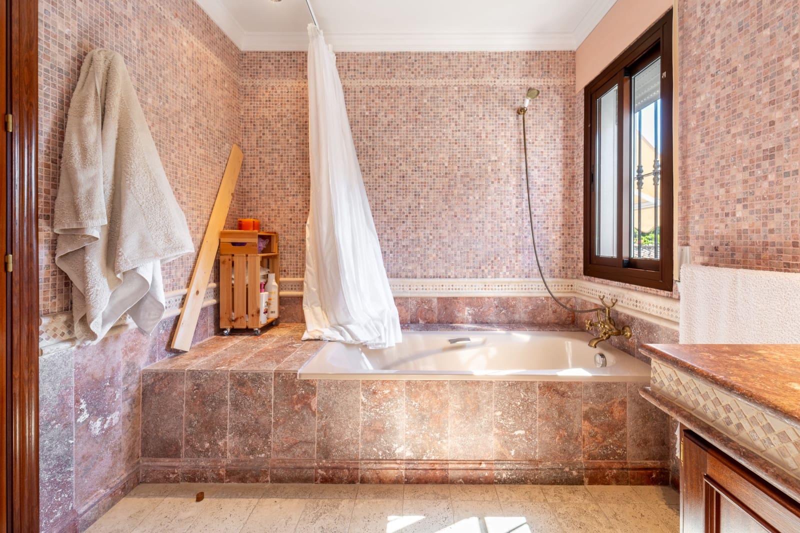 Chalet de 6 habitaciones en Marbella en venta con piscina garaje - 1.595.000 € (Ref: 10040739)