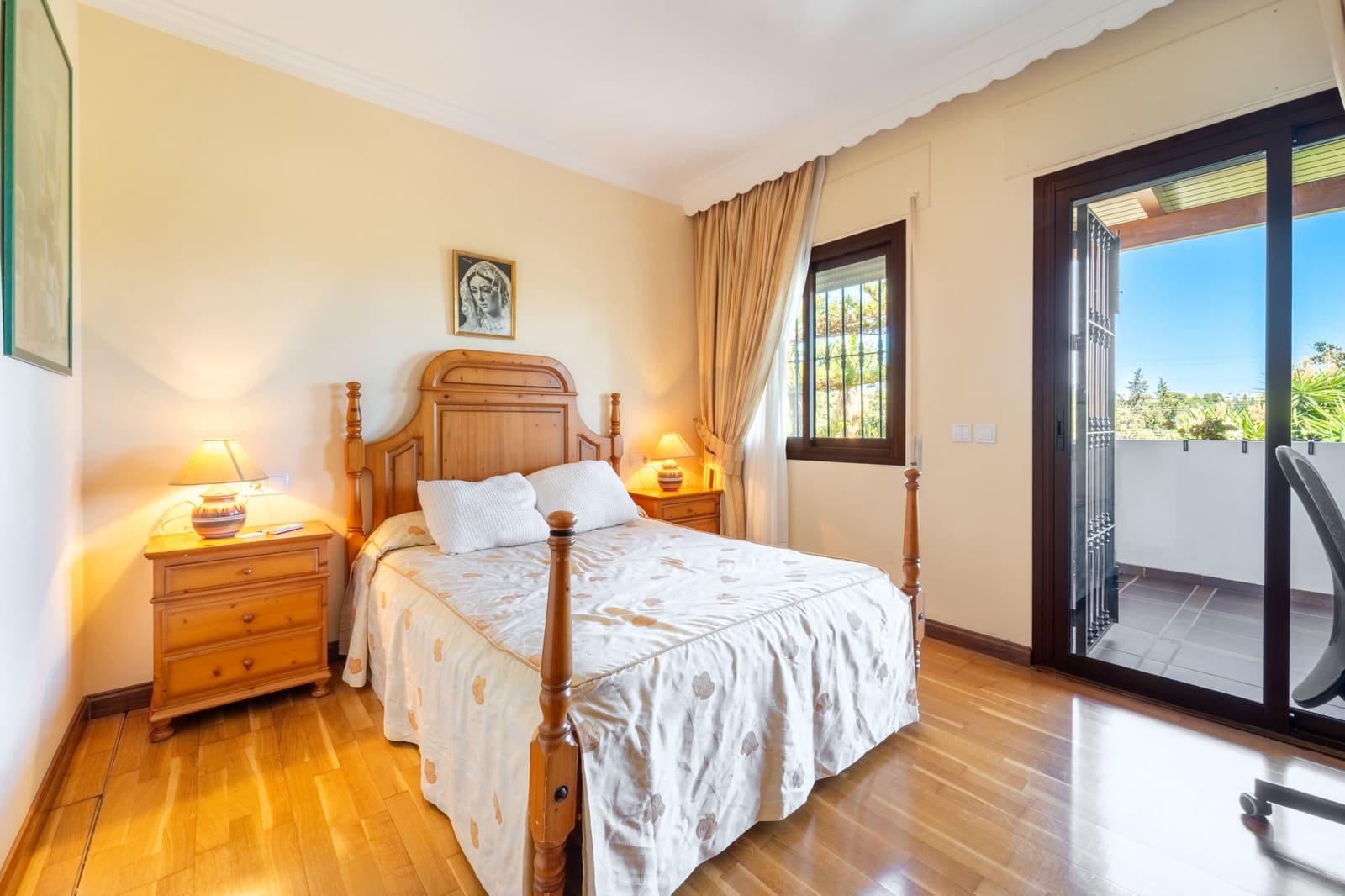 Chalet de 6 habitaciones en Marbella en venta con piscina garaje - 1.595.000 € (Ref: 10040739)