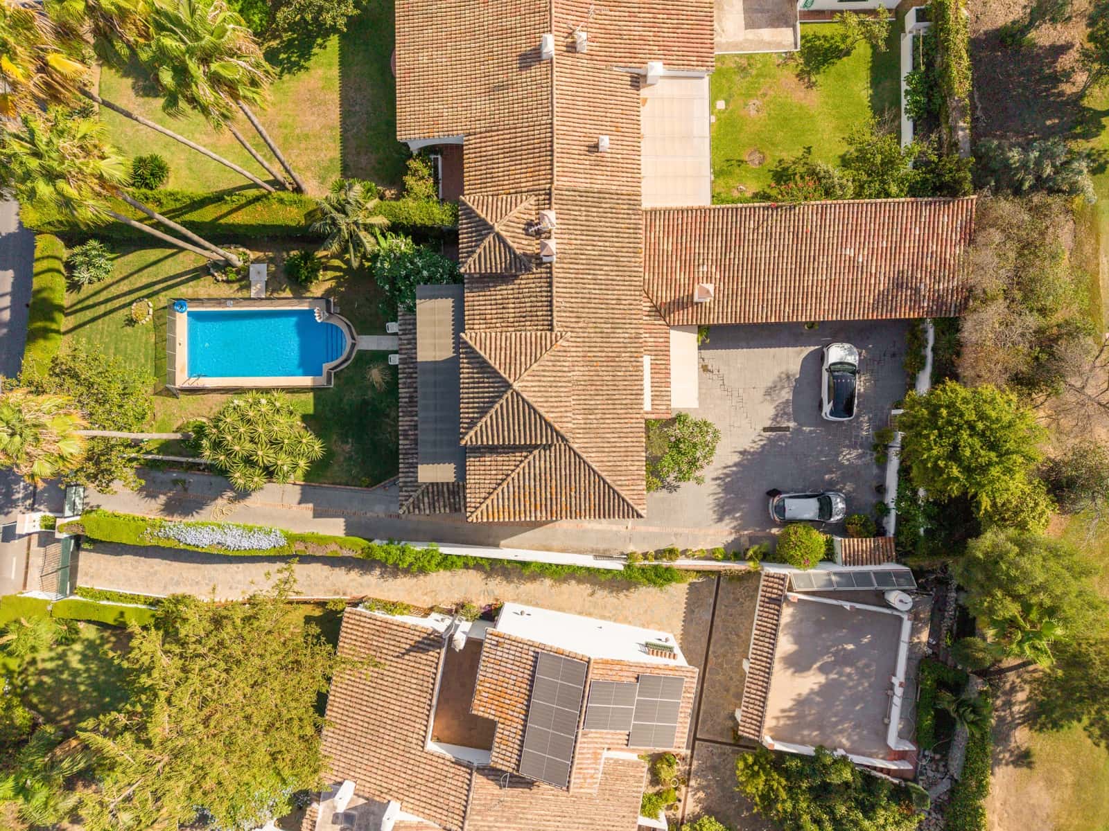 Chalet de 6 habitaciones en Marbella en venta con piscina garaje - 1.595.000 € (Ref: 10040739)