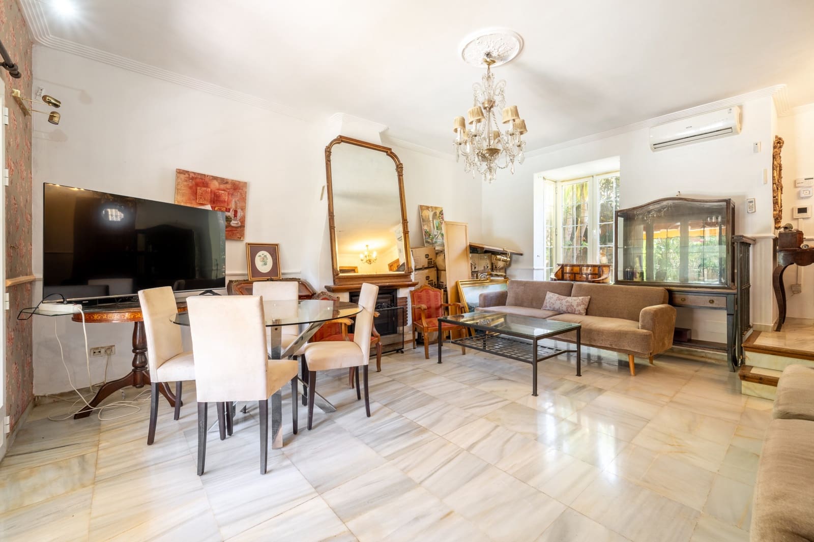 Chalet de 2 habitaciones en Marbella en venta con piscina garaje - 650.000 € (Ref: 10042682)