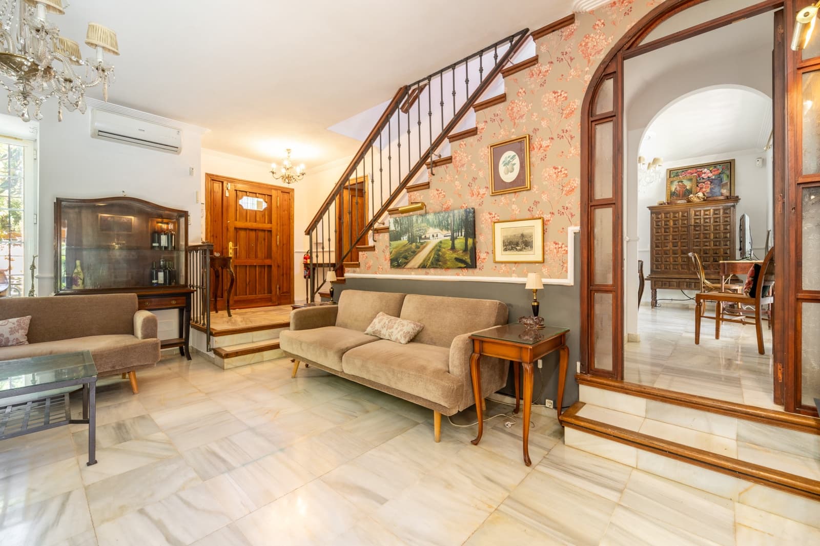 Chalet de 2 habitaciones en Marbella en venta con piscina garaje - 650.000 € (Ref: 10042682)