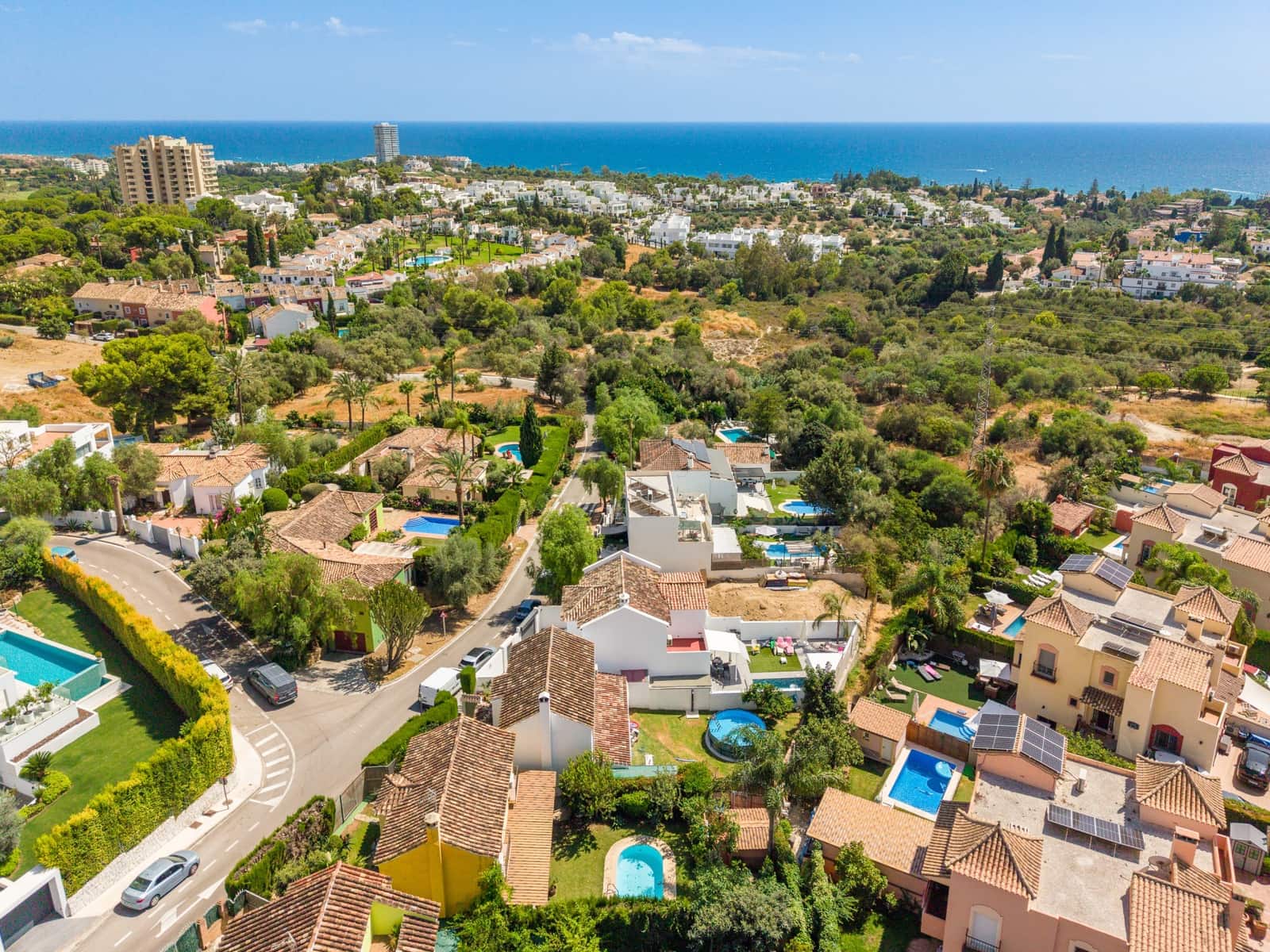 Chalet de 2 habitaciones en Marbella en venta con piscina garaje - 650.000 € (Ref: 10042682)