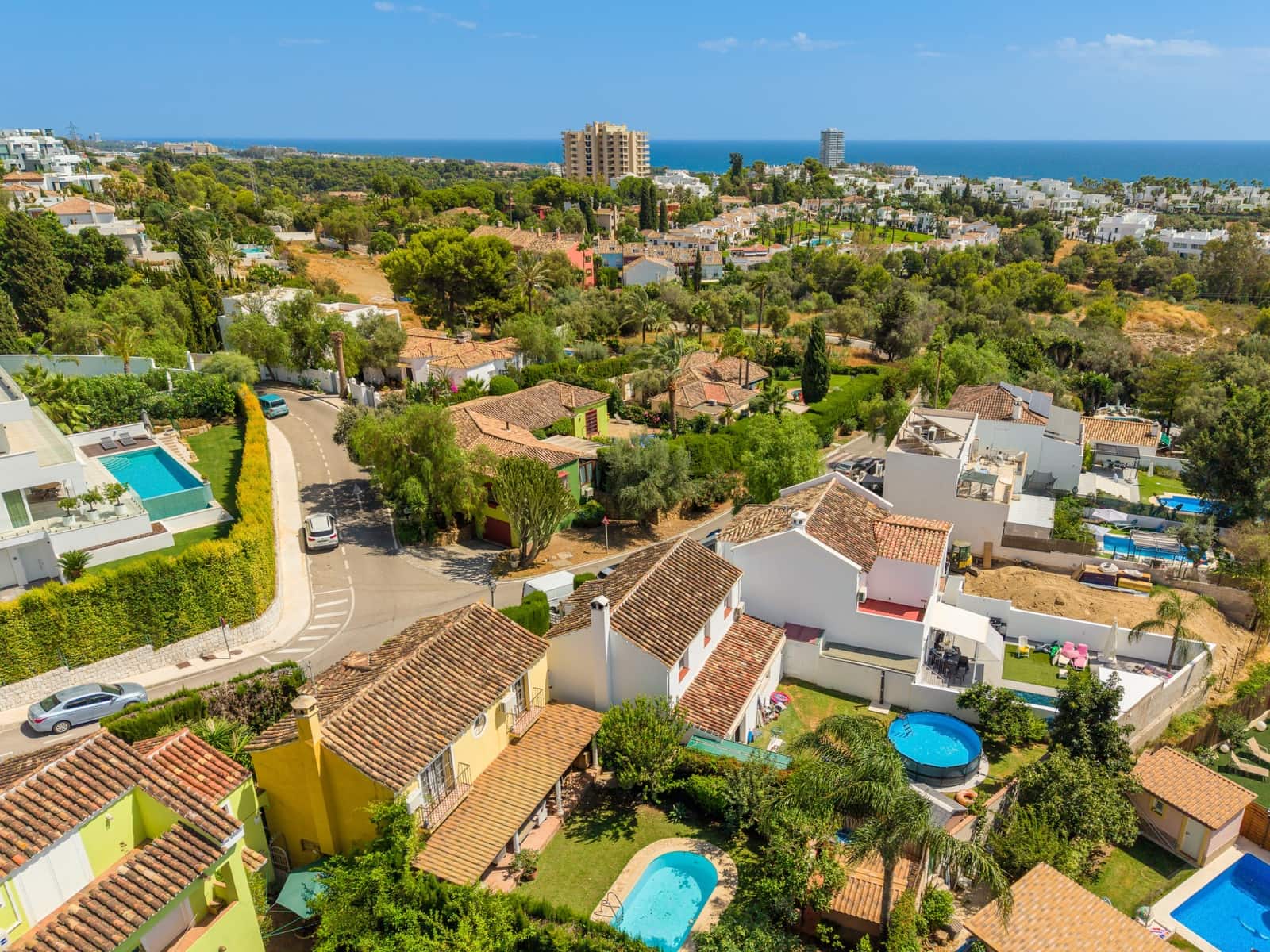 Chalet de 2 habitaciones en Marbella en venta con piscina garaje - 650.000 € (Ref: 10042682)