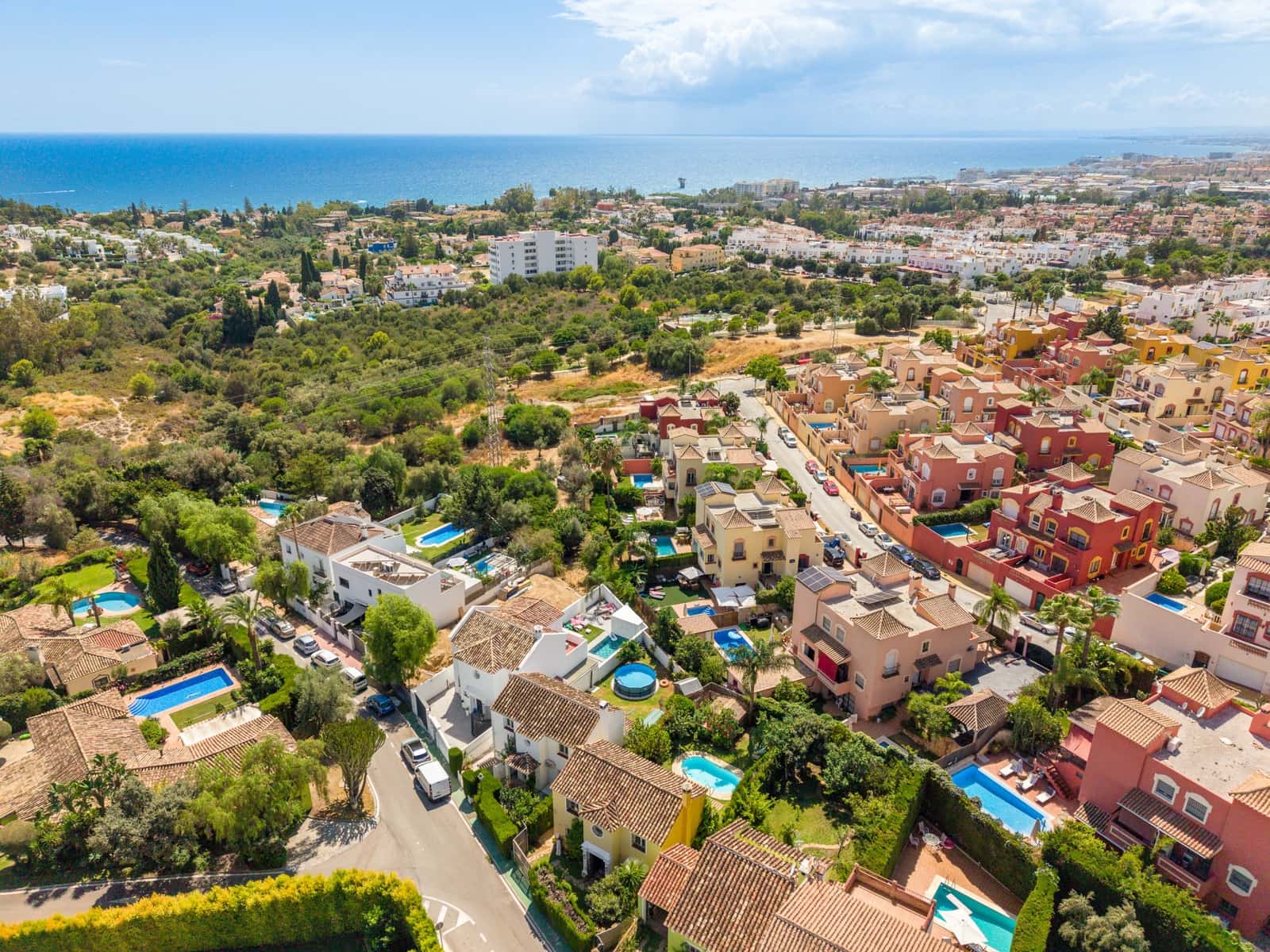 Chalet de 2 habitaciones en Marbella en venta con piscina garaje - 650.000 € (Ref: 10042682)