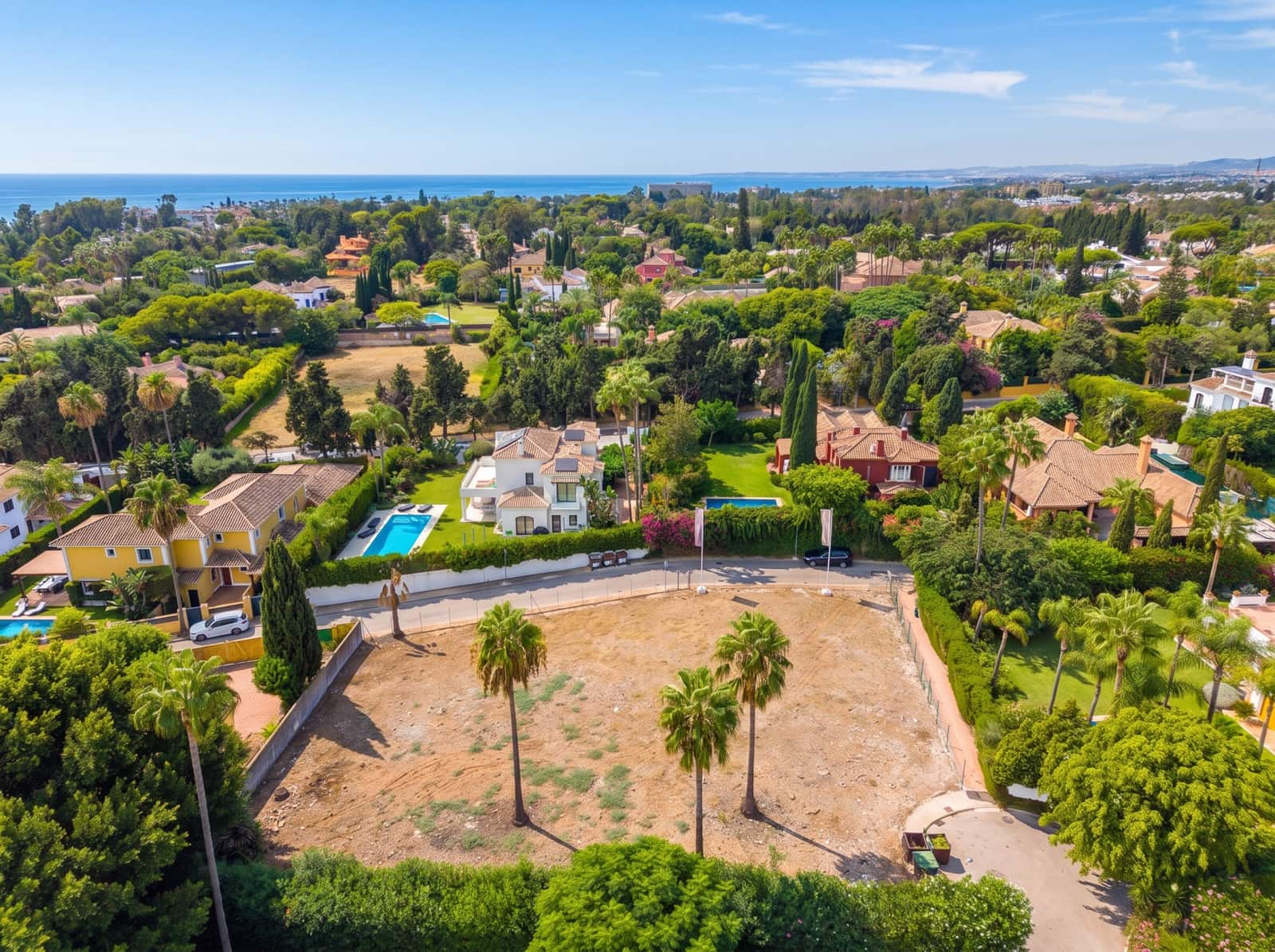 Area Edificabile in vendita in Guadalmina - 2.250.000 € (Rif: 10042683)