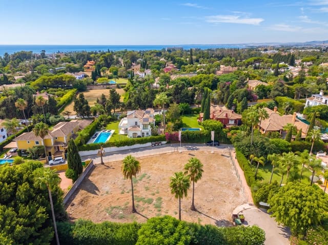 Bauplatz zu verkaufen in Guadalmina Baja, Marbella - 2.250.000 € (Ref: 10042683)