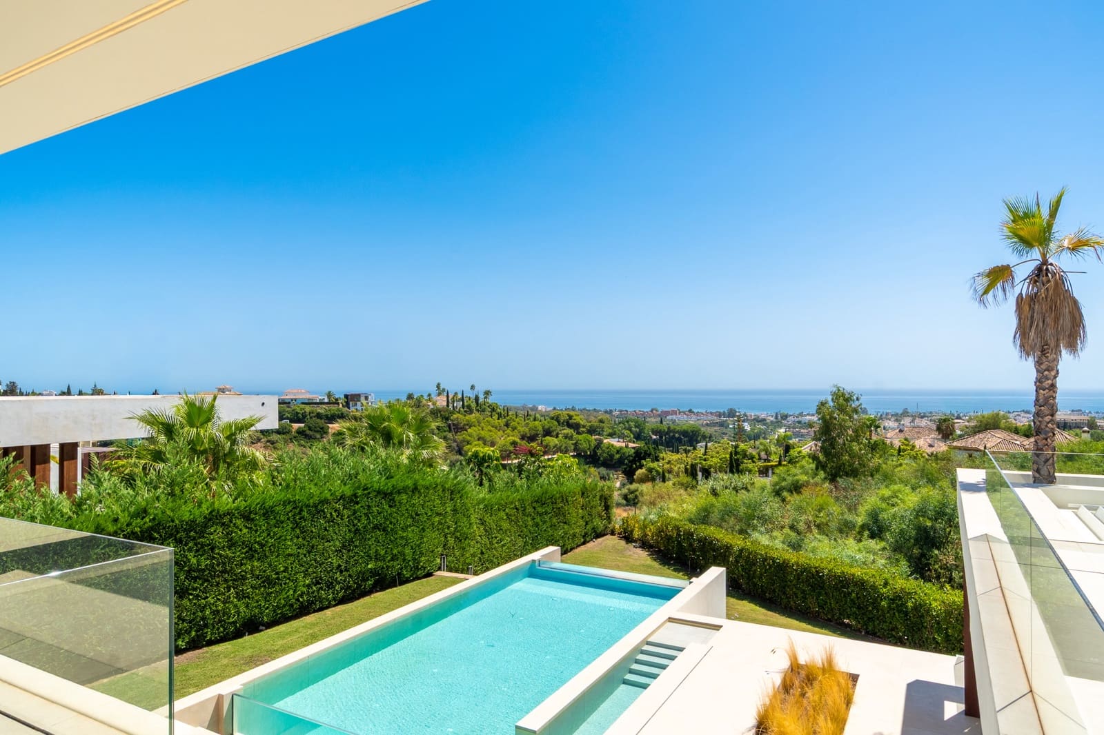 5 bedroom Villa for sale in Los Flamingos with pool garage - € 4,200,000 (Ref: 10042685)