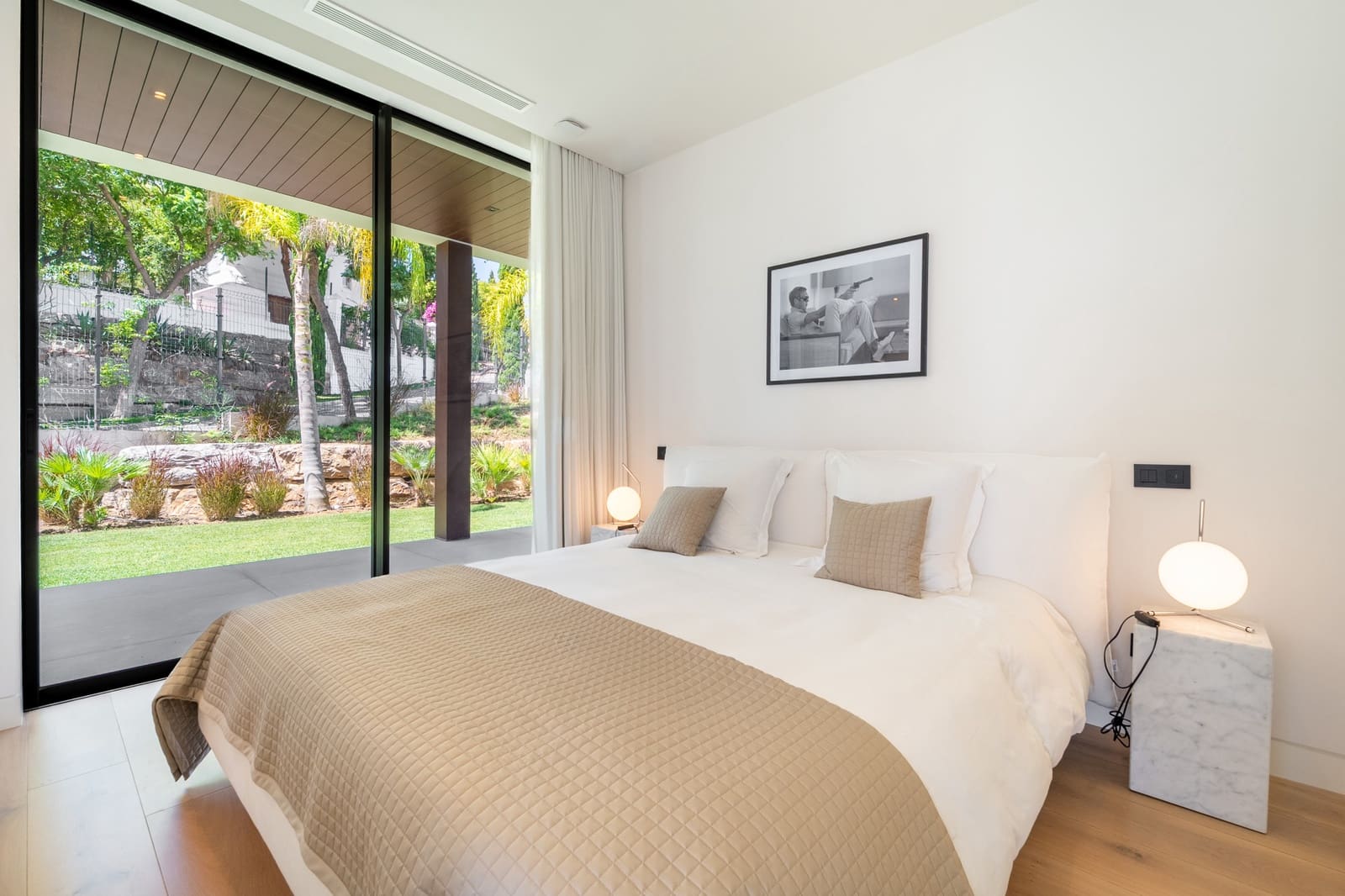 5 bedroom Villa for sale in Los Flamingos with pool garage - € 4,200,000 (Ref: 10042685)