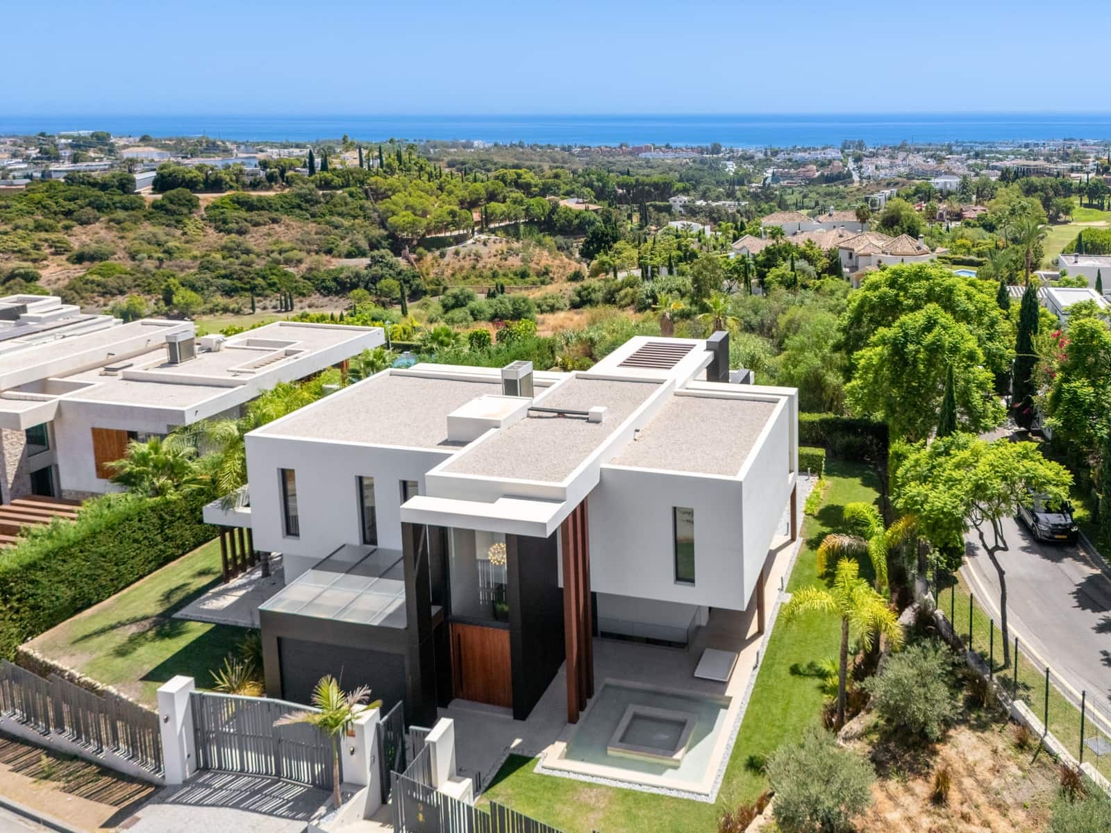 5 bedroom Villa for sale in Los Flamingos with pool garage - € 4,200,000 (Ref: 10042685)