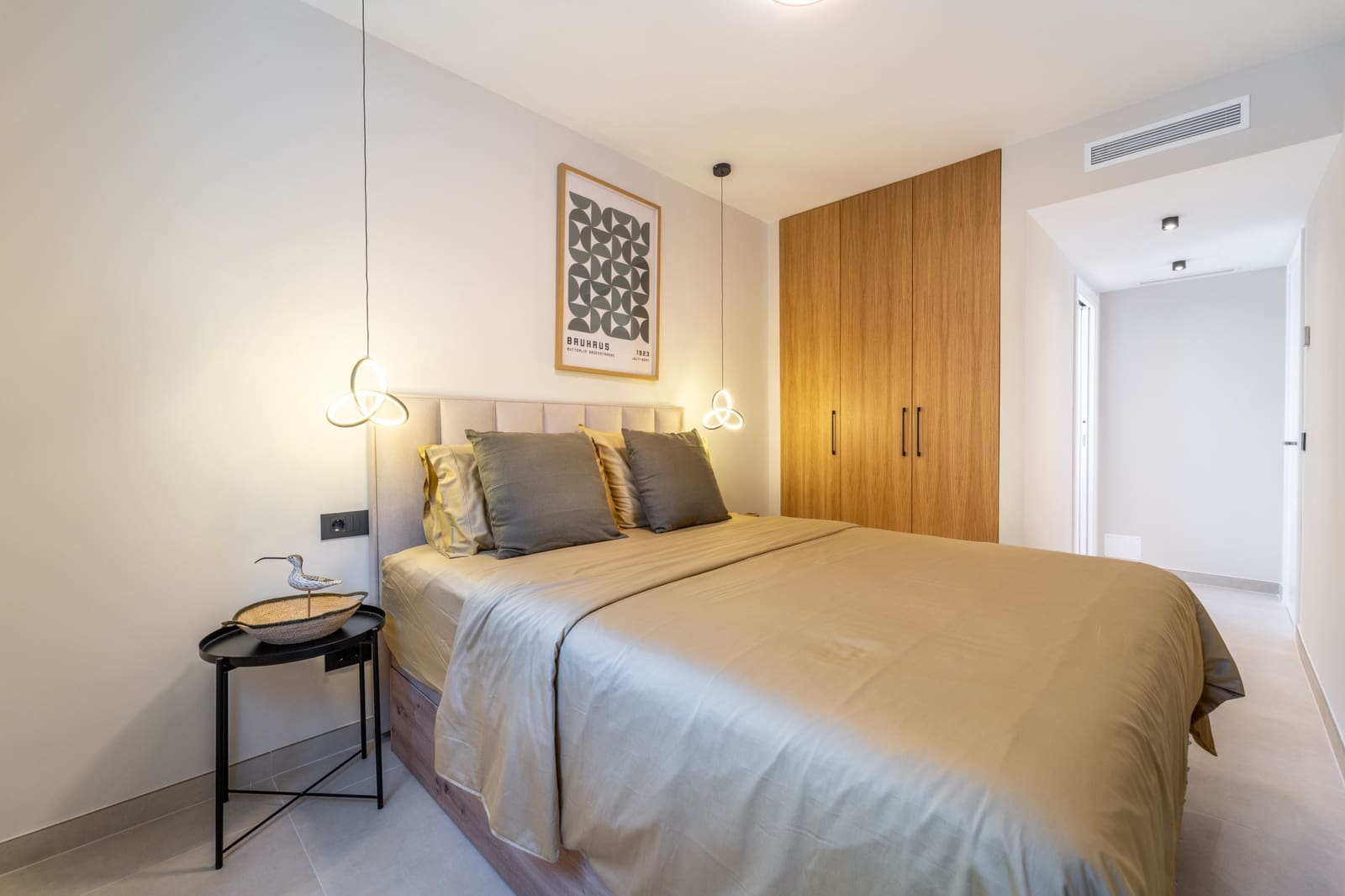3 sypialnia Apartament na sprzedaż w Marbella z basenem garażem - 825 000 € (Ref: 10042686)
