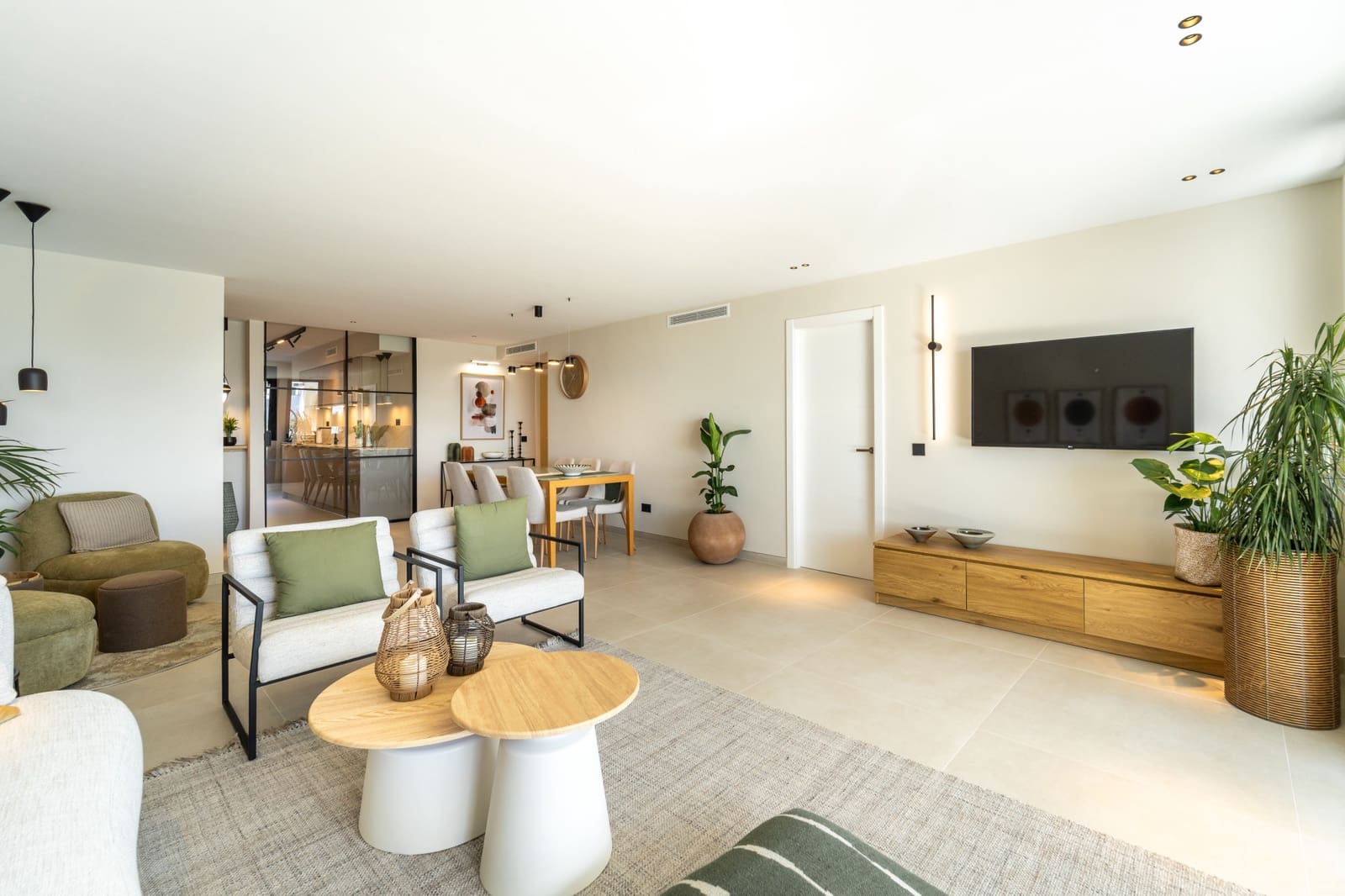 3 sypialnia Apartament na sprzedaż w Marbella z basenem garażem - 825 000 € (Ref: 10042686)