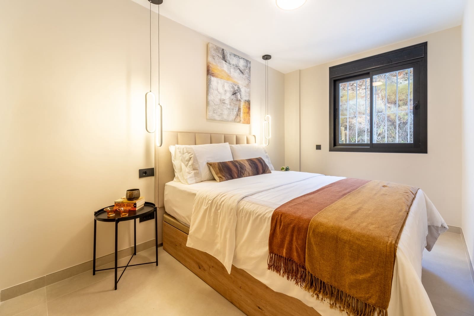 3 sypialnia Apartament na sprzedaż w Marbella z basenem garażem - 825 000 € (Ref: 10042686)