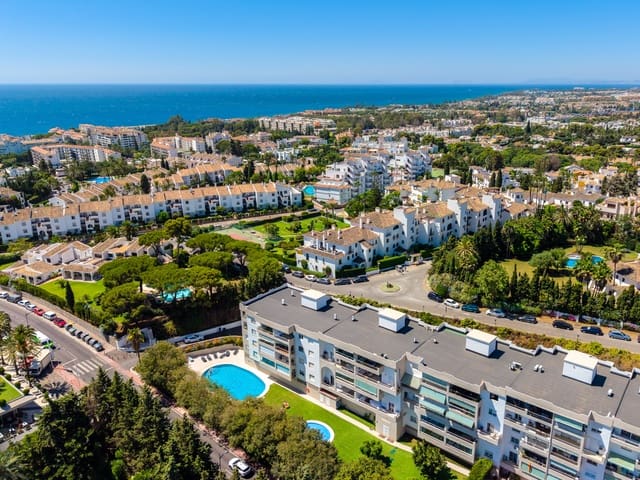 3 Zimmer Apartment zu verkaufen in Marbella mit Pool Garage - 825.000 € (Ref: 10042686)