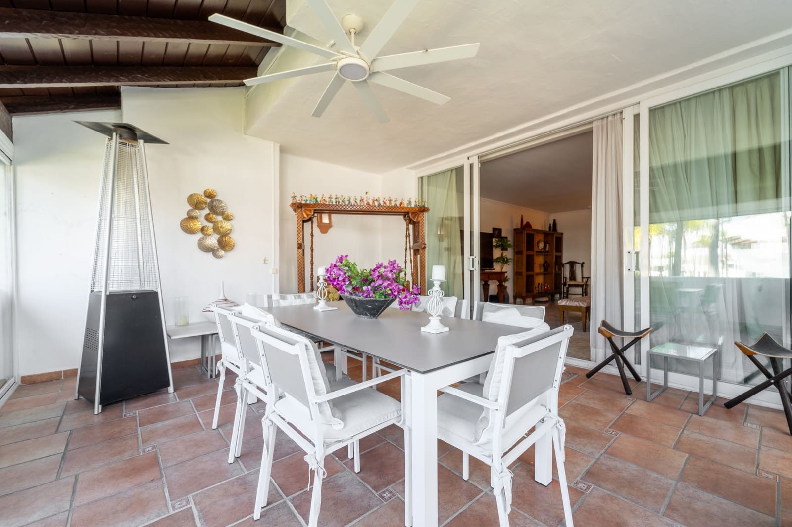 2 slaapkamer Appartement te huur in Marbella met zwembad garage - € 8.500 (Ref: 10062632)