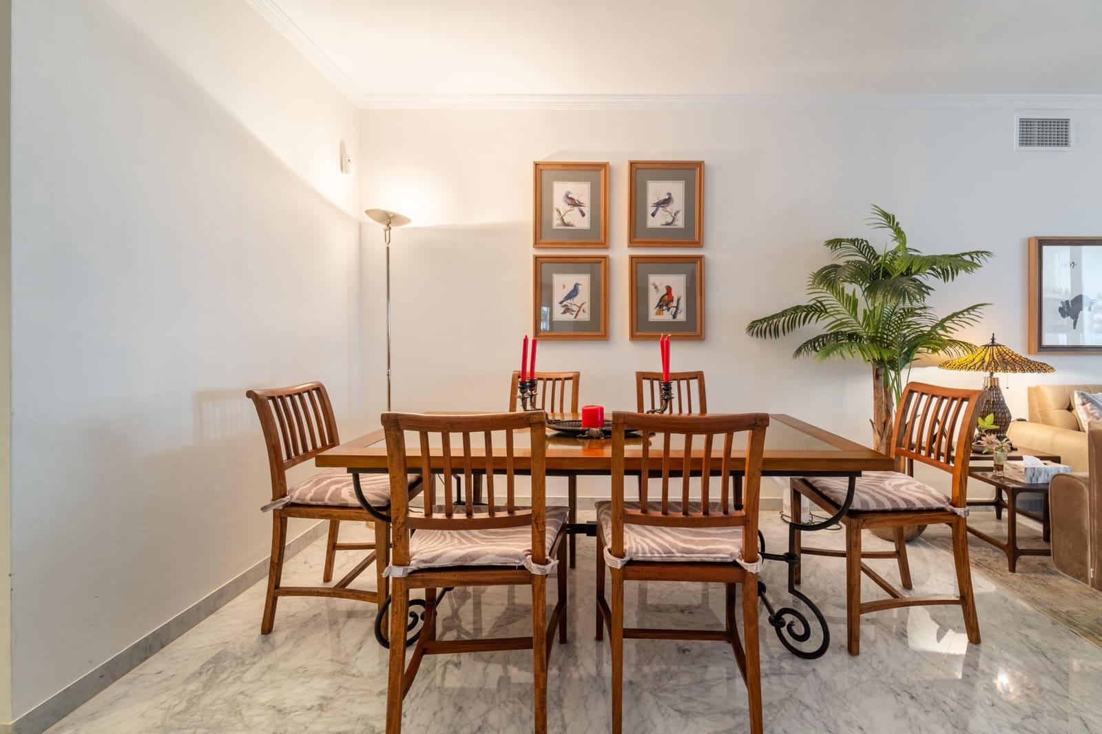 2 slaapkamer Appartement te huur in Marbella met zwembad garage - € 8.500 (Ref: 10062632)