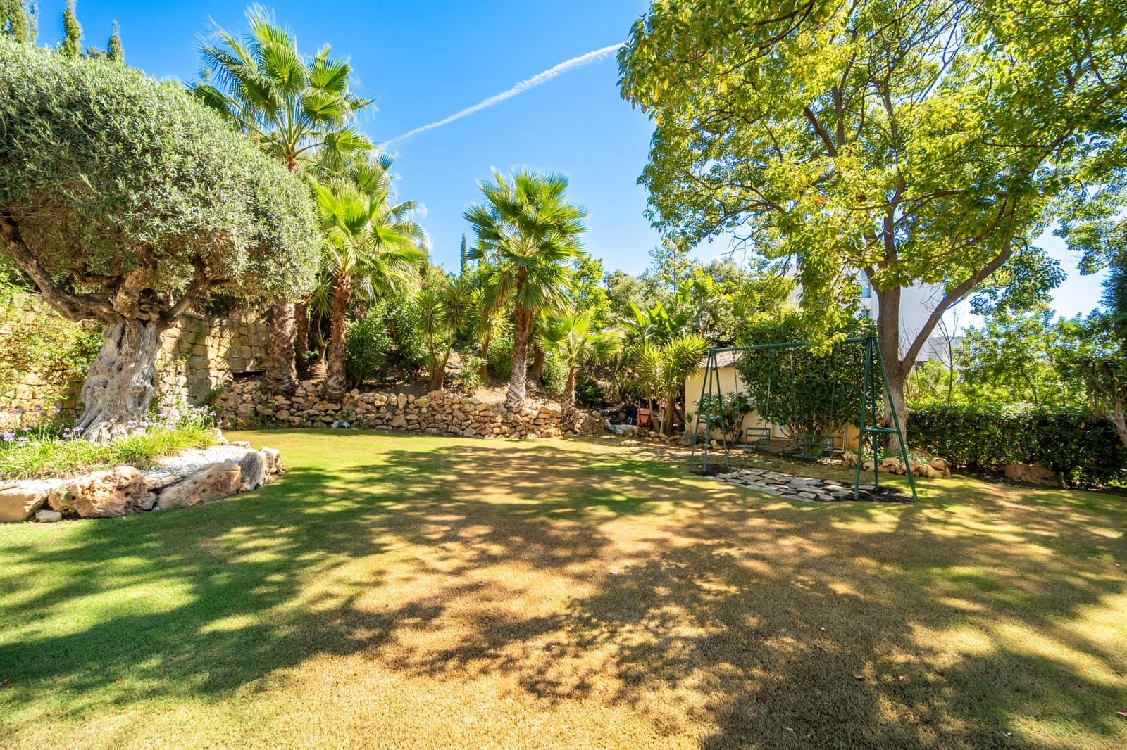 7 bedroom Villa for sale in La Zagaleta with pool garage - € 7,500,000 (Ref: 10078041)