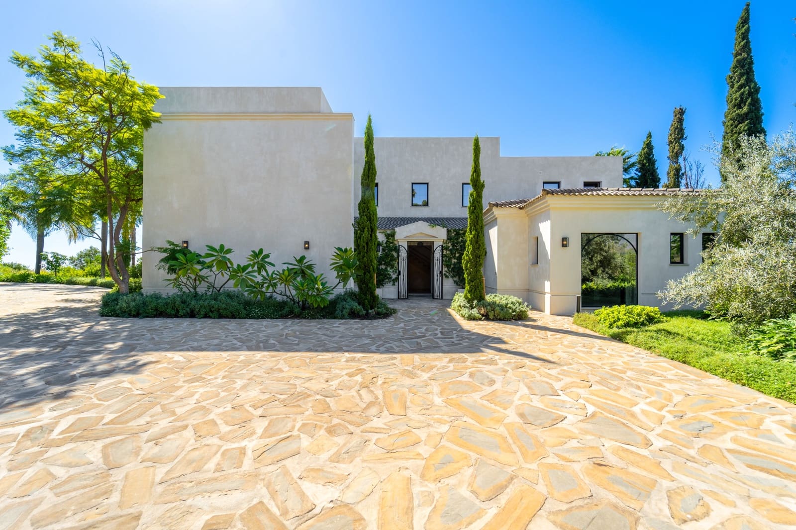 5 sypialnia Willa na kwatery wakacyjne w Estepona z basenem garażem - 12 000 € (Ref: 10091447)