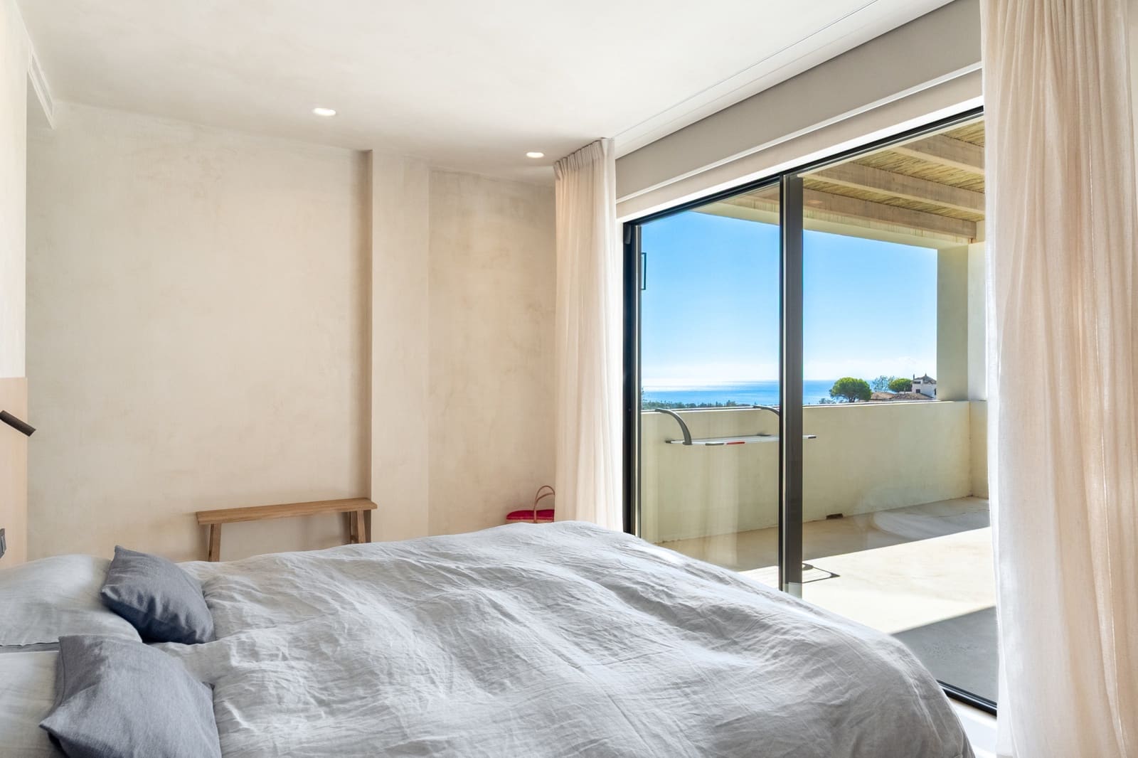 5 sypialnia Willa na kwatery wakacyjne w Estepona z basenem garażem - 12 000 € (Ref: 10091447)