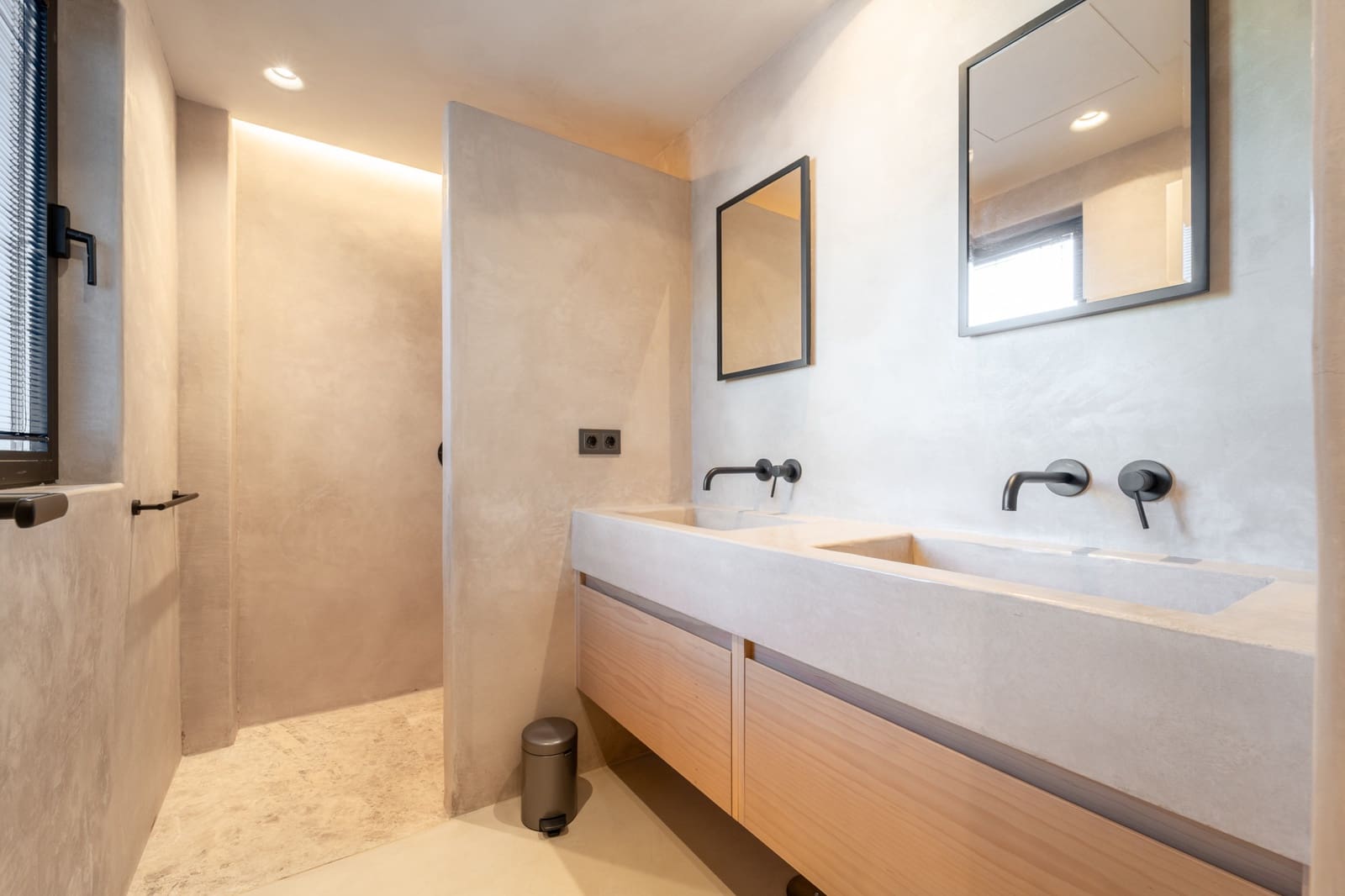 5 sypialnia Willa na kwatery wakacyjne w Estepona z basenem garażem - 12 000 € (Ref: 10091447)