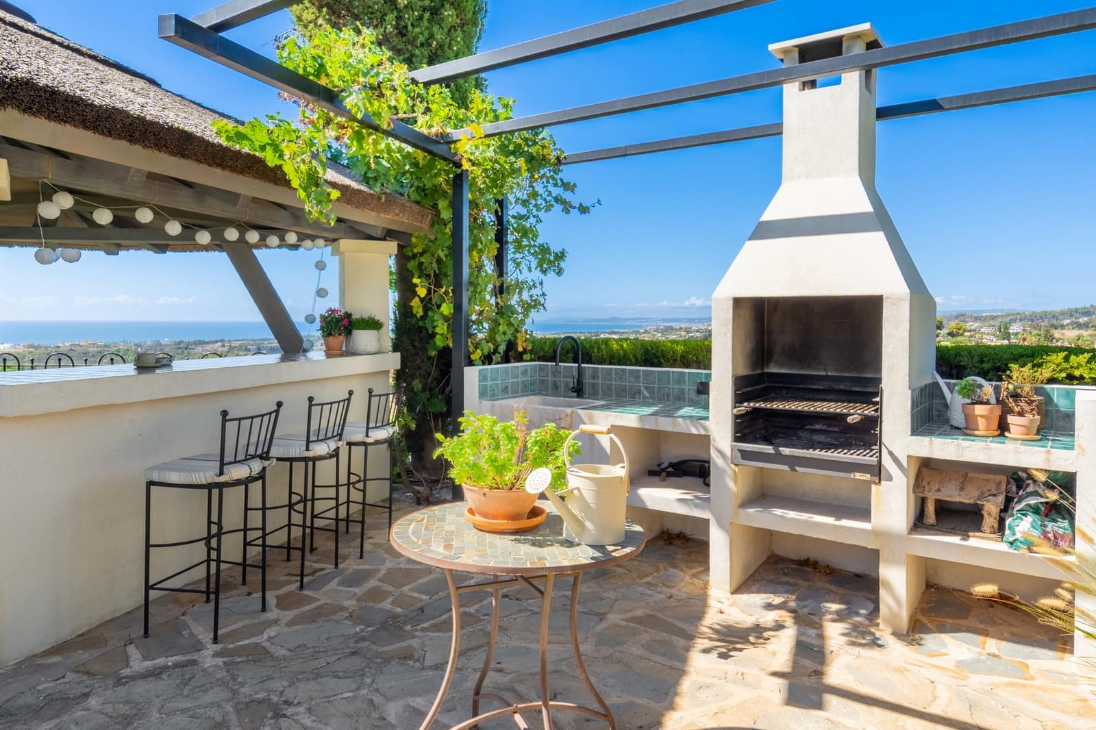 5 sypialnia Willa na kwatery wakacyjne w Estepona z basenem garażem - 12 000 € (Ref: 10091447)
