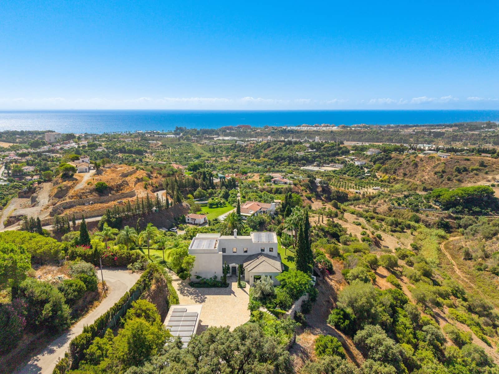 5 sypialnia Willa na kwatery wakacyjne w Estepona z basenem garażem - 12 000 € (Ref: 10091447)