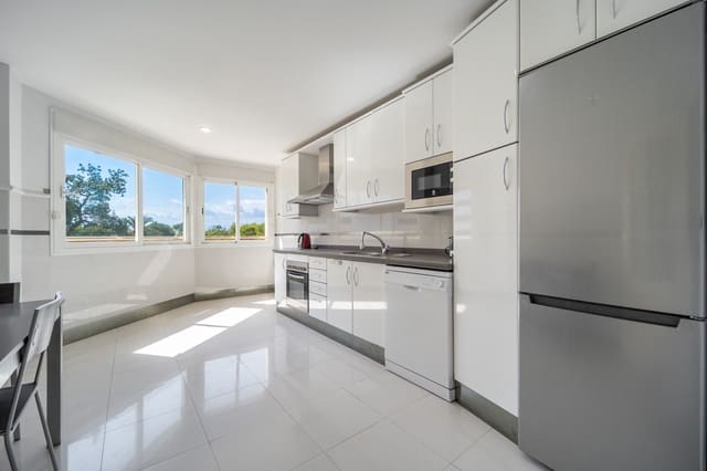2 chambre Appartement à vendre à Marbella avec piscine garage - 950 000 € (Ref: 10094367)