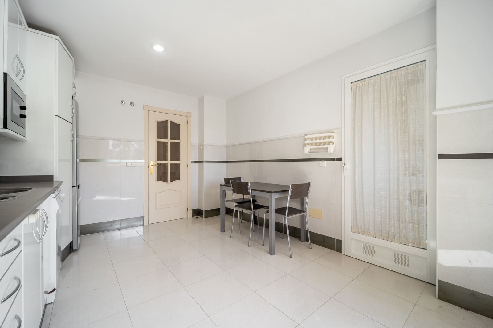 2 chambre Appartement à vendre à Marbella avec piscine garage - 950 000 € (Ref: 10094367)