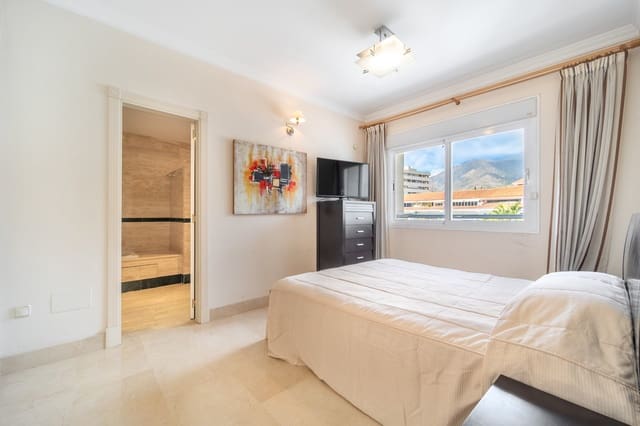 2 chambre Appartement à vendre à Marbella avec piscine garage - 950 000 € (Ref: 10094367)