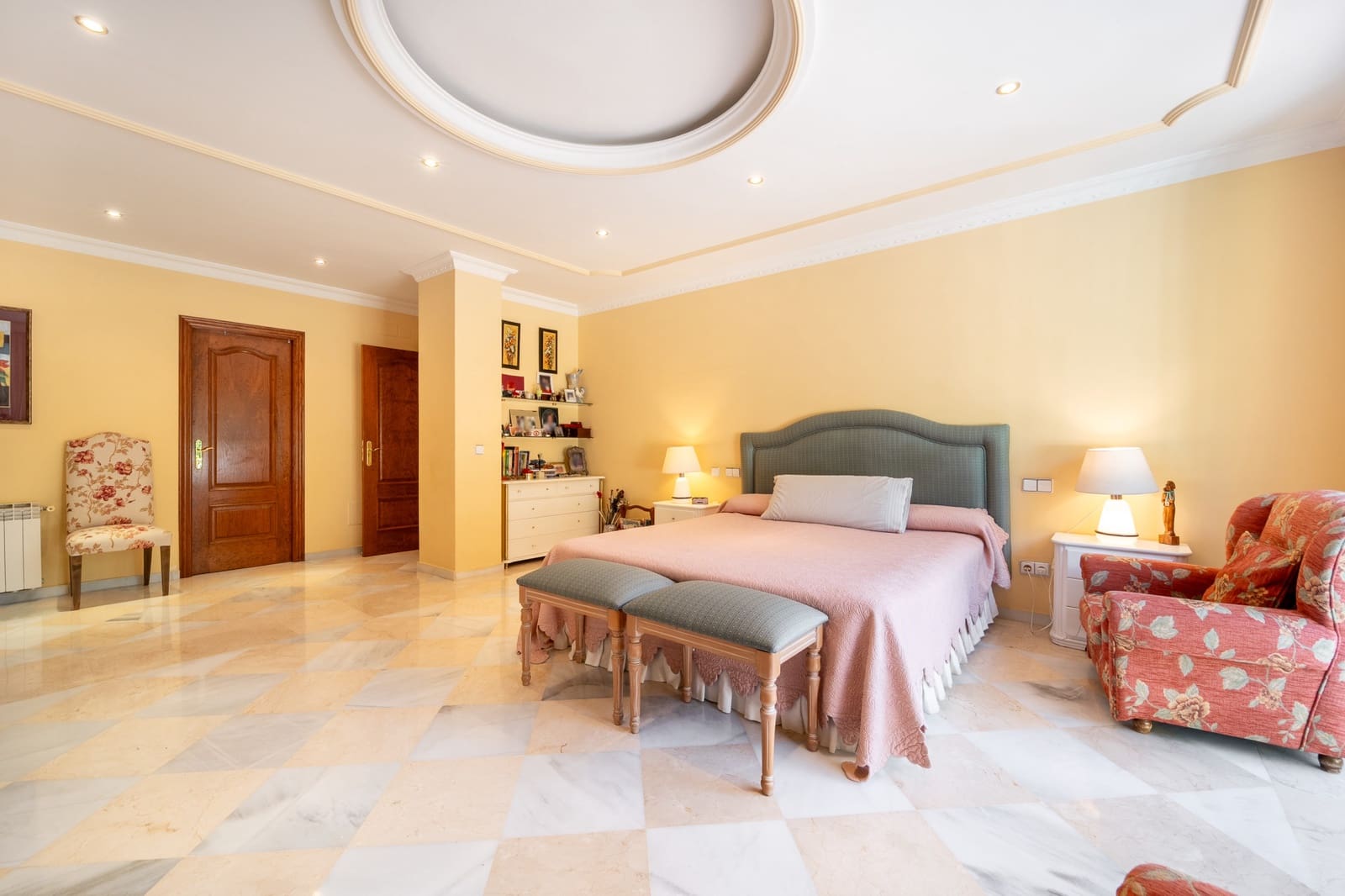 5 Zimmer Villa zu verkaufen in Marbella mit Pool Garage - 3.650.000 € (Ref: 10109365)