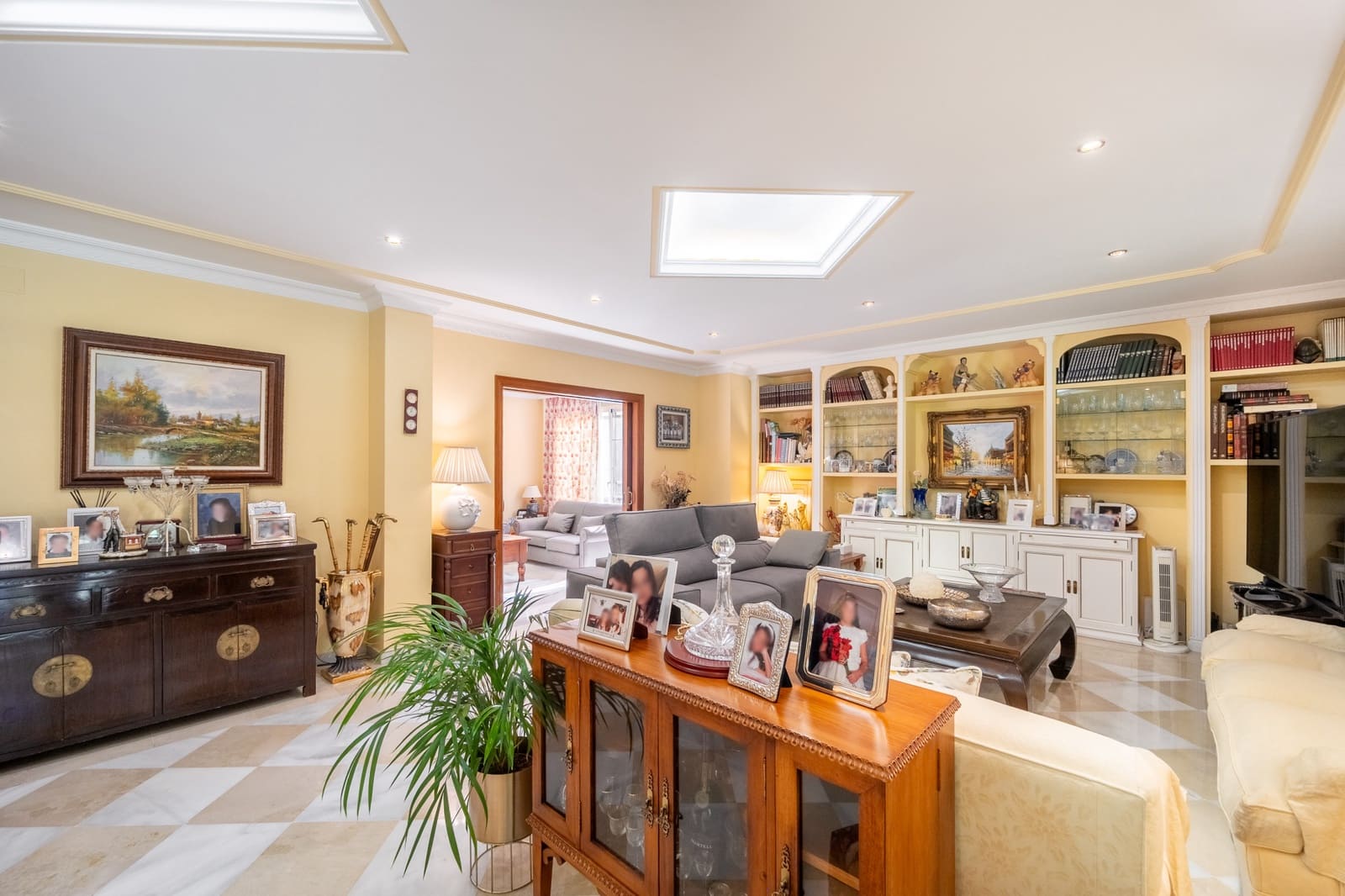 5 Zimmer Villa zu verkaufen in Marbella mit Pool Garage - 3.650.000 € (Ref: 10109365)