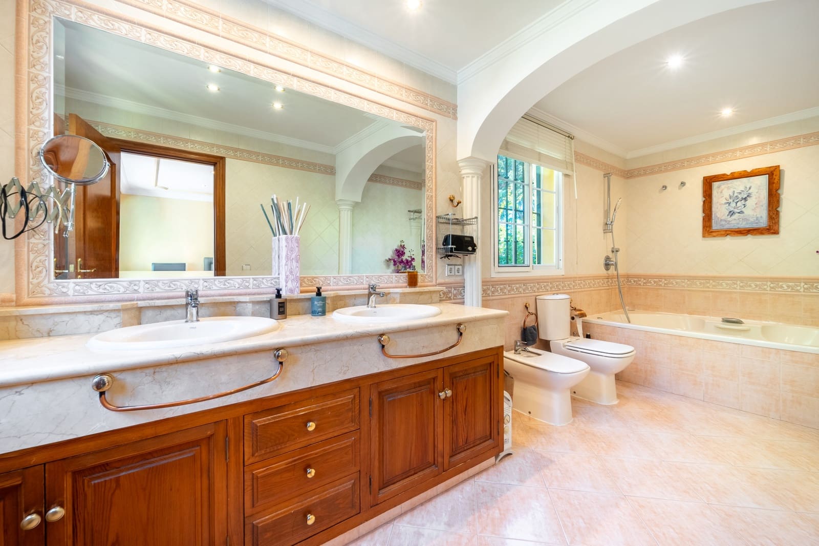 5 Zimmer Villa zu verkaufen in Marbella mit Pool Garage - 3.650.000 € (Ref: 10109365)