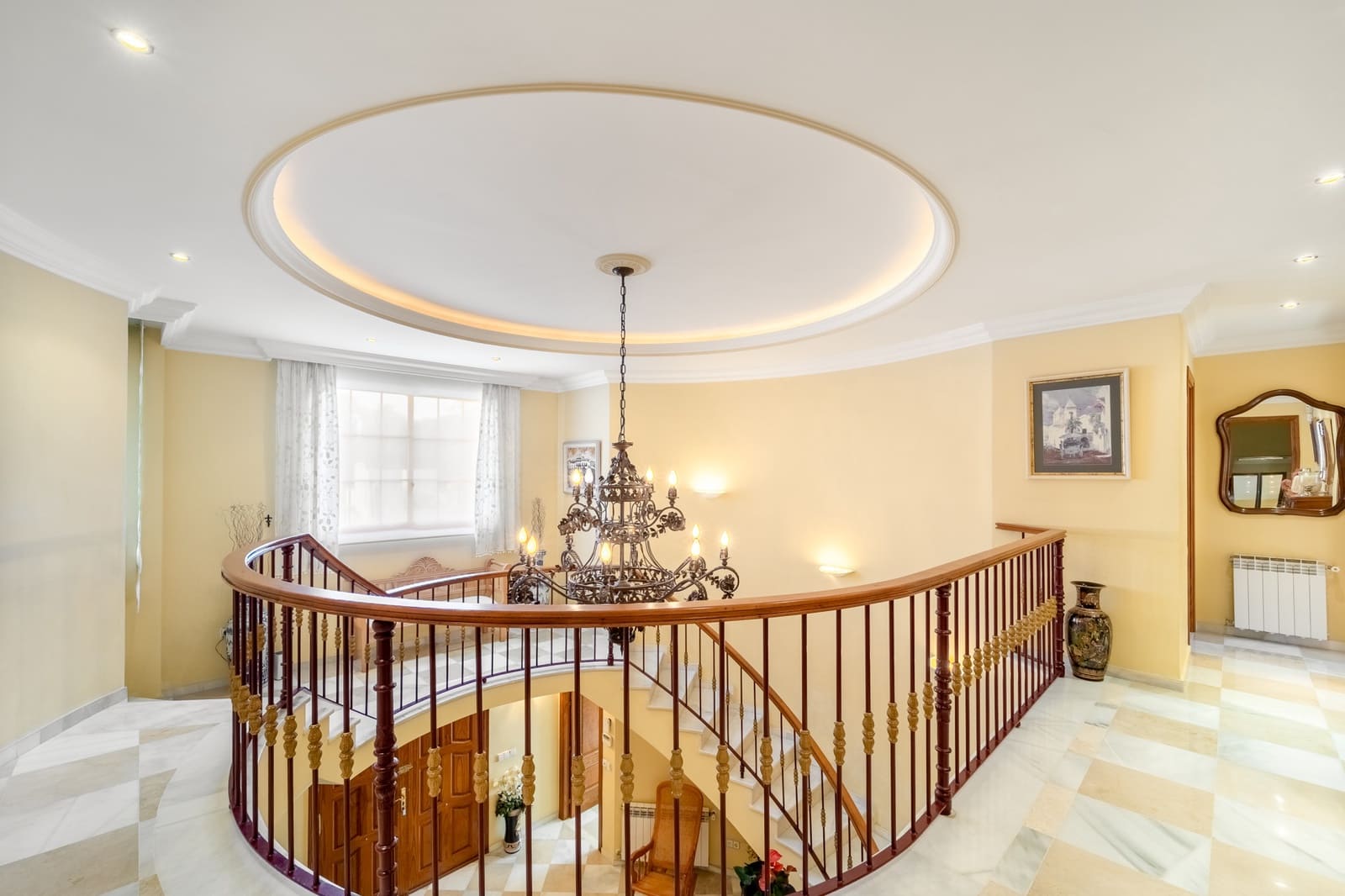 5 Zimmer Villa zu verkaufen in Marbella mit Pool Garage - 3.650.000 € (Ref: 10109365)