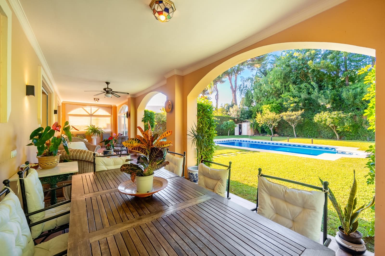 5 Zimmer Villa zu verkaufen in Marbella mit Pool Garage - 3.650.000 € (Ref: 10109365)