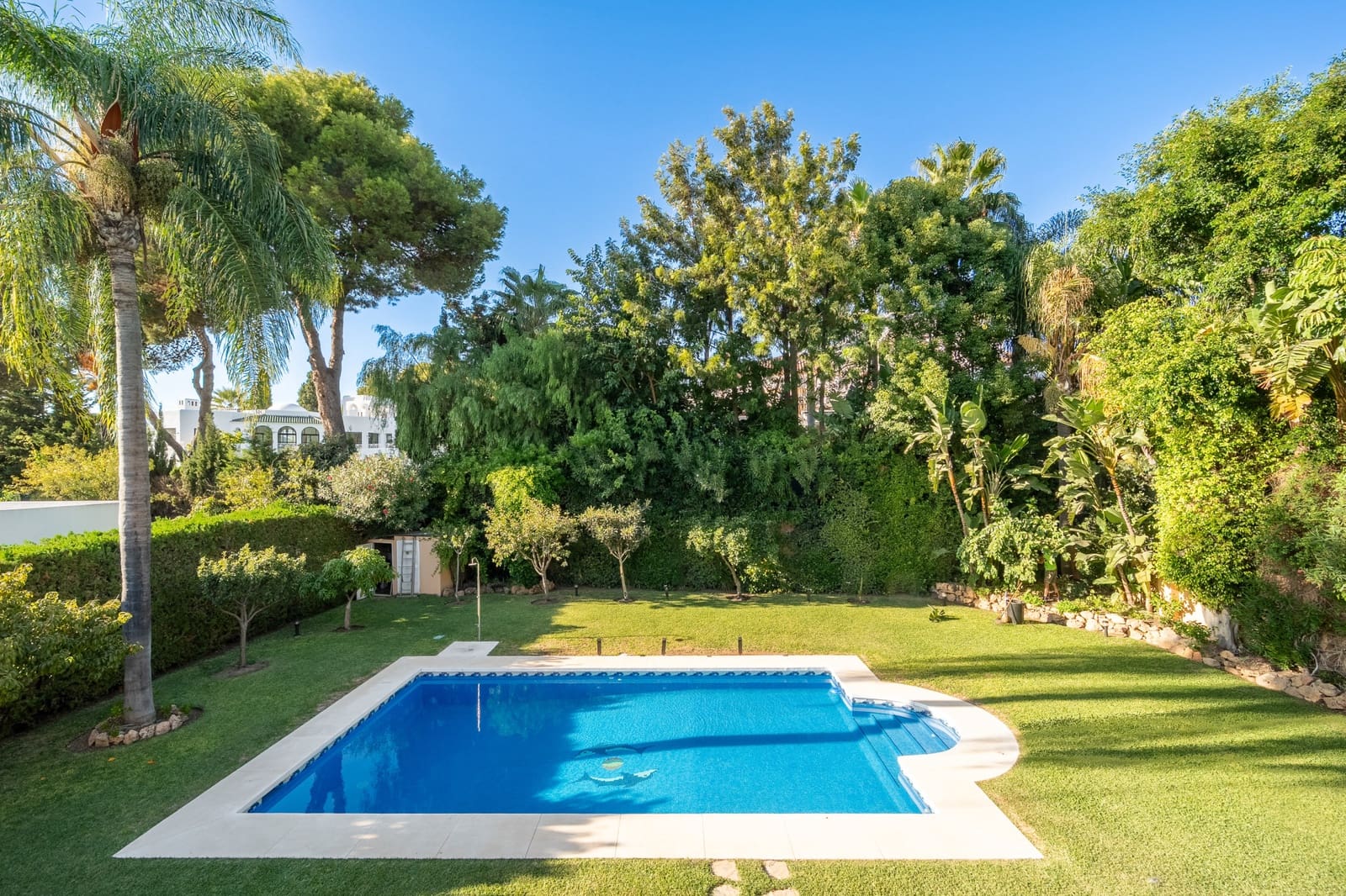 5 Zimmer Villa zu verkaufen in Marbella mit Pool Garage - 3.650.000 € (Ref: 10109365)