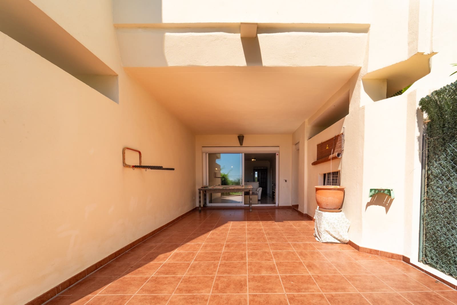 2 sovrum Lägenhet att hyra i Marbella med pool garage - 2 400 € (Ref: 10120538)