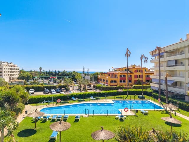 2 quarto Apartamento para arrendar em Marbella com piscina garagem - 2 400 € (Ref: 10120538)
