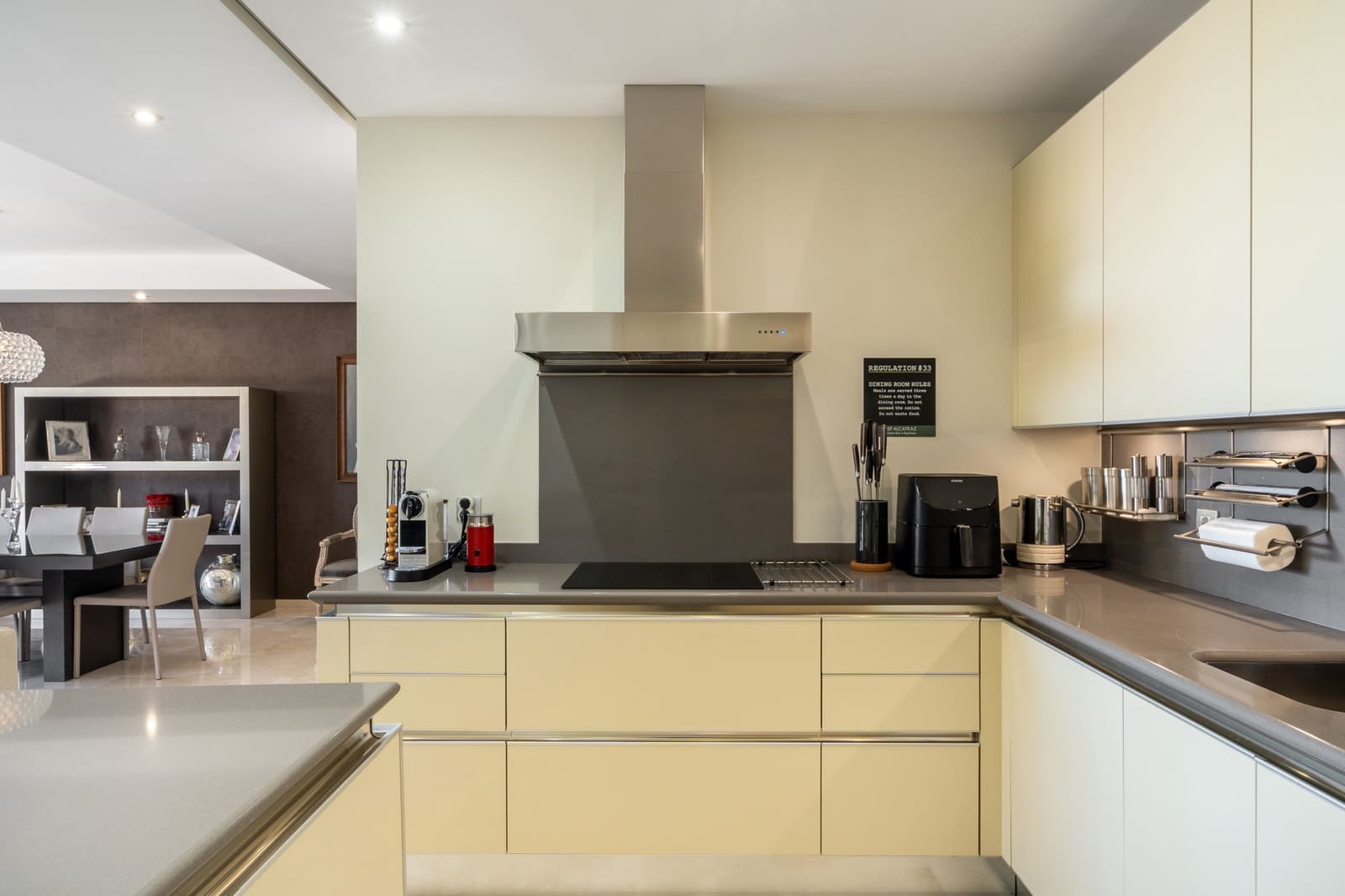 3 soverom Leilighet til salgs i Marbella med svømmebasseng garasje - € 1 995 000 (Ref: 10124246)