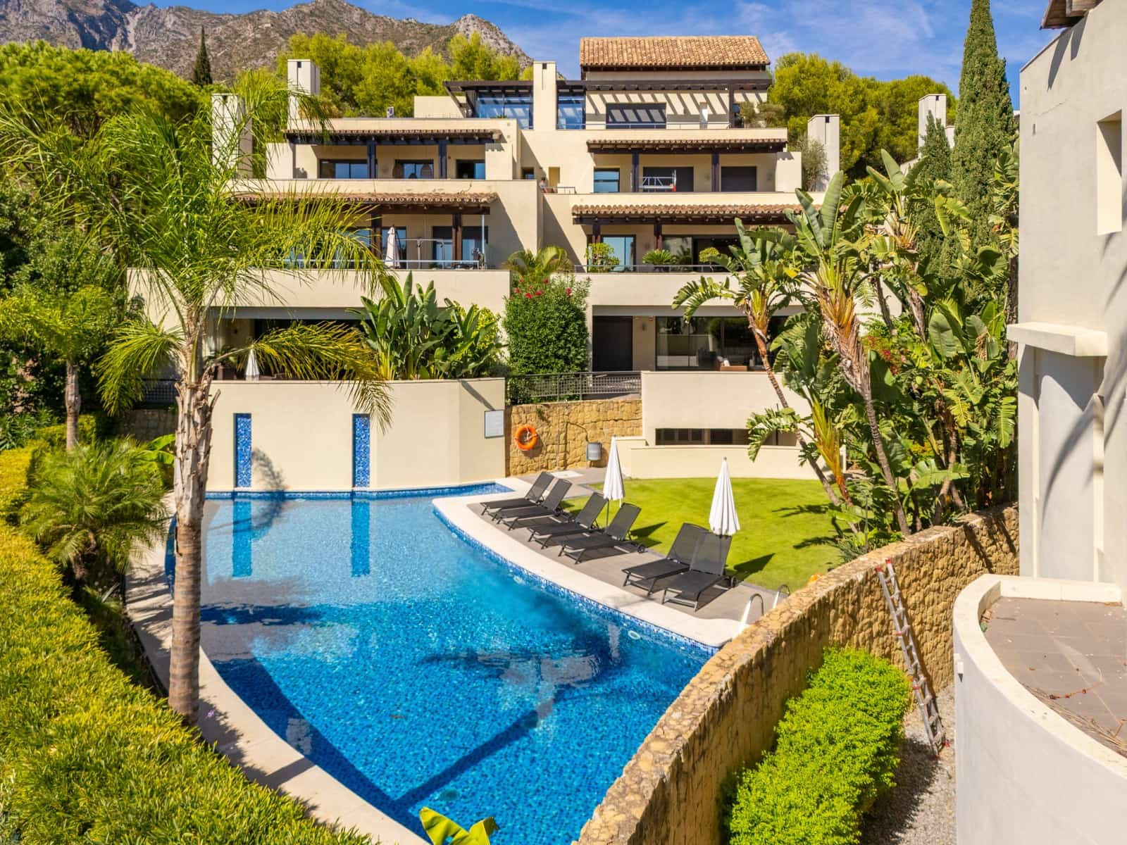 3 soverom Leilighet til salgs i Marbella med svømmebasseng garasje - € 1 995 000 (Ref: 10124246)