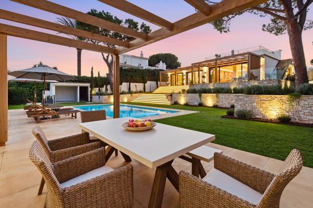 4 sovrum Villa till salu i Marbella med pool garage - 2 999 500 € (Ref: 10124247)