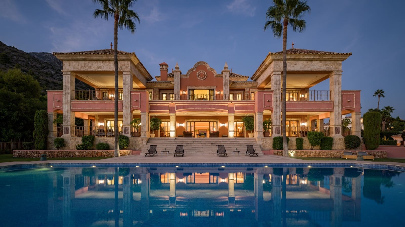 7 quarto Moradia para venda em Marbella com piscina garagem - 16 900 000 € (Ref: 10129011)