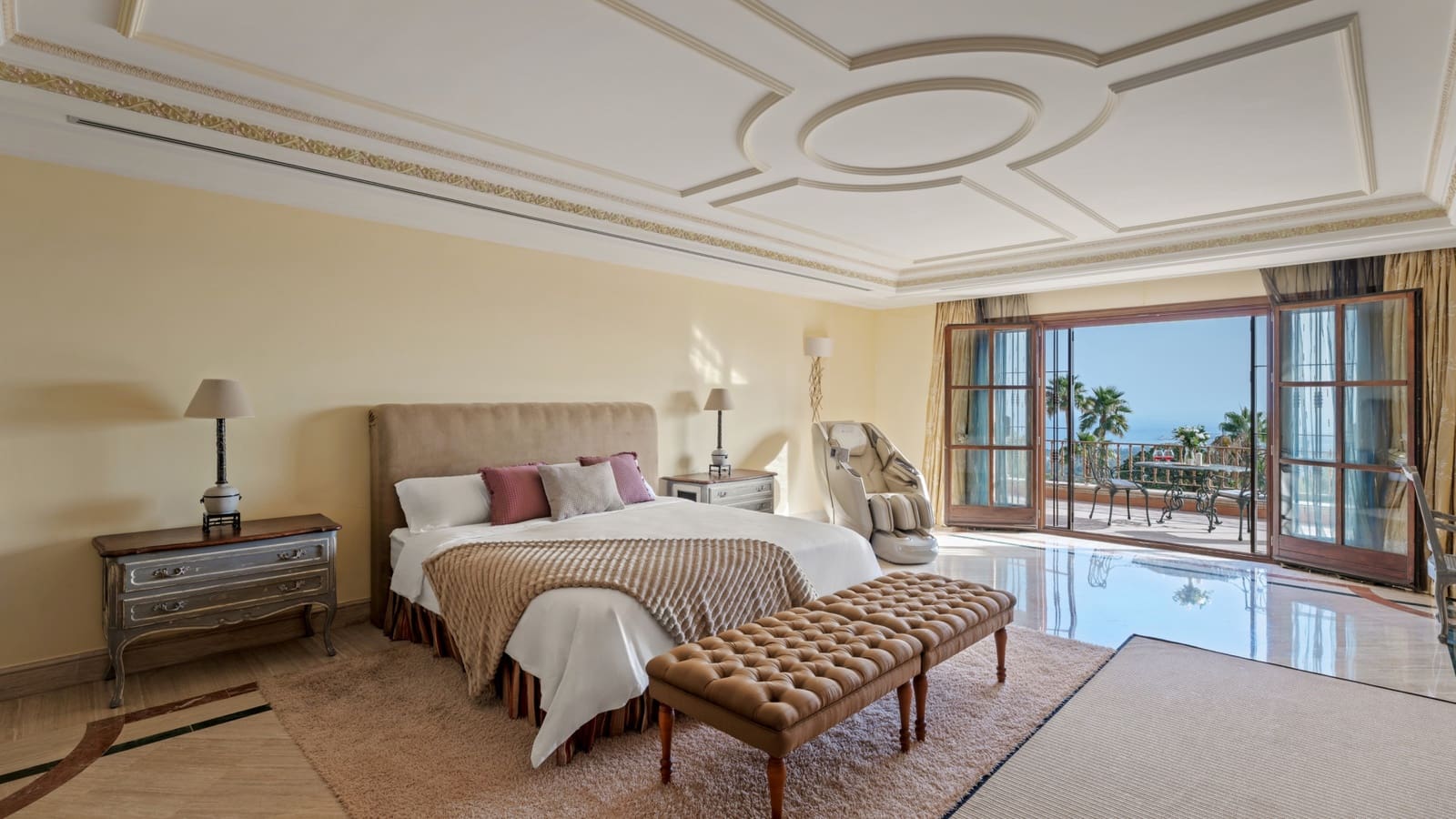 7 quarto Moradia para venda em Marbella com piscina garagem - 16 900 000 € (Ref: 10129011)