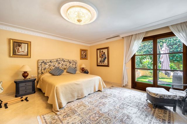 5 sovrum Villa till salu i Marbella med pool garage - 8 200 000 € (Ref: 10129012)