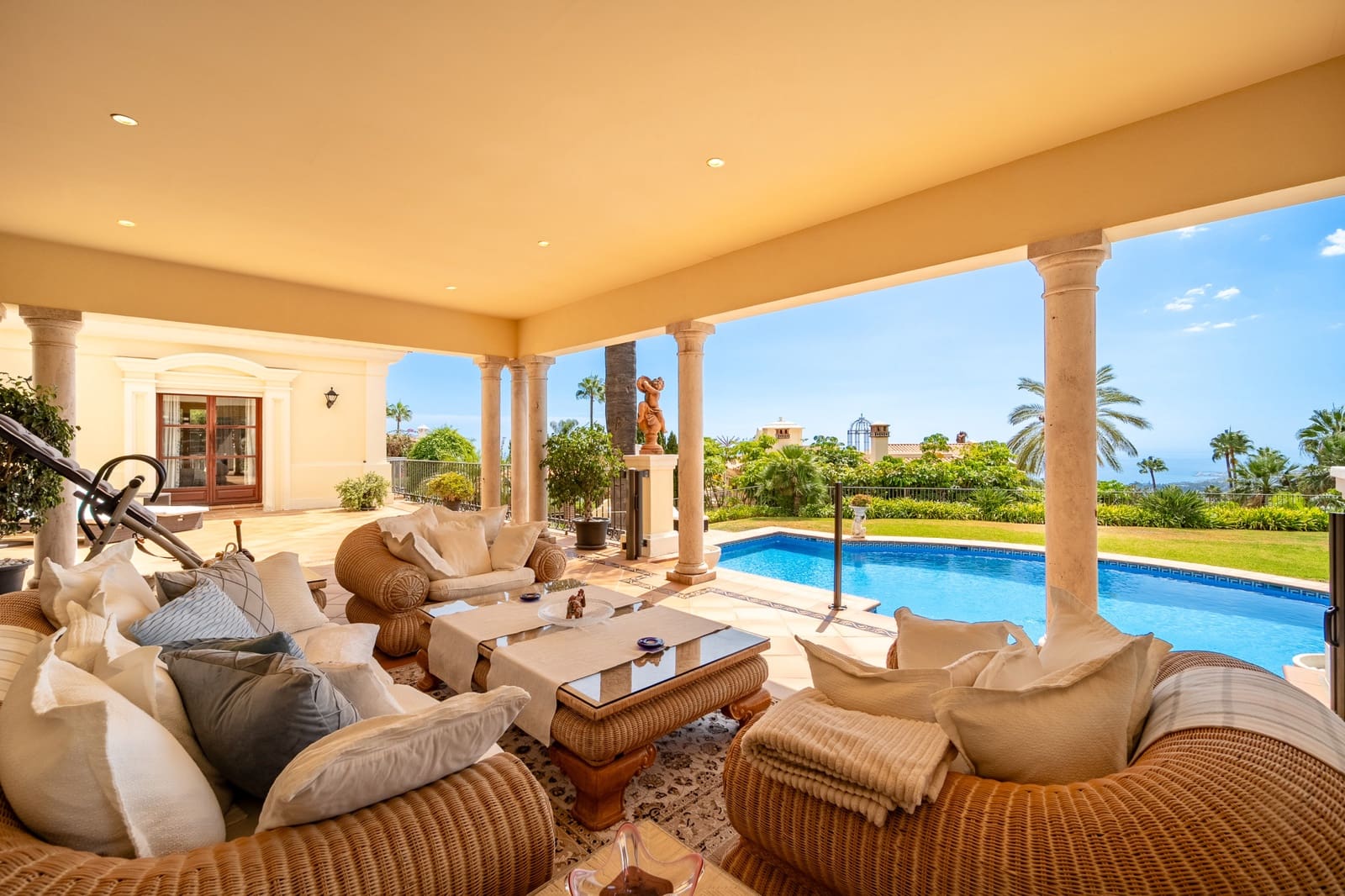 5 Zimmer Villa zu verkaufen in Marbella mit Pool Garage - 8.200.000 € (Ref: 10129012)