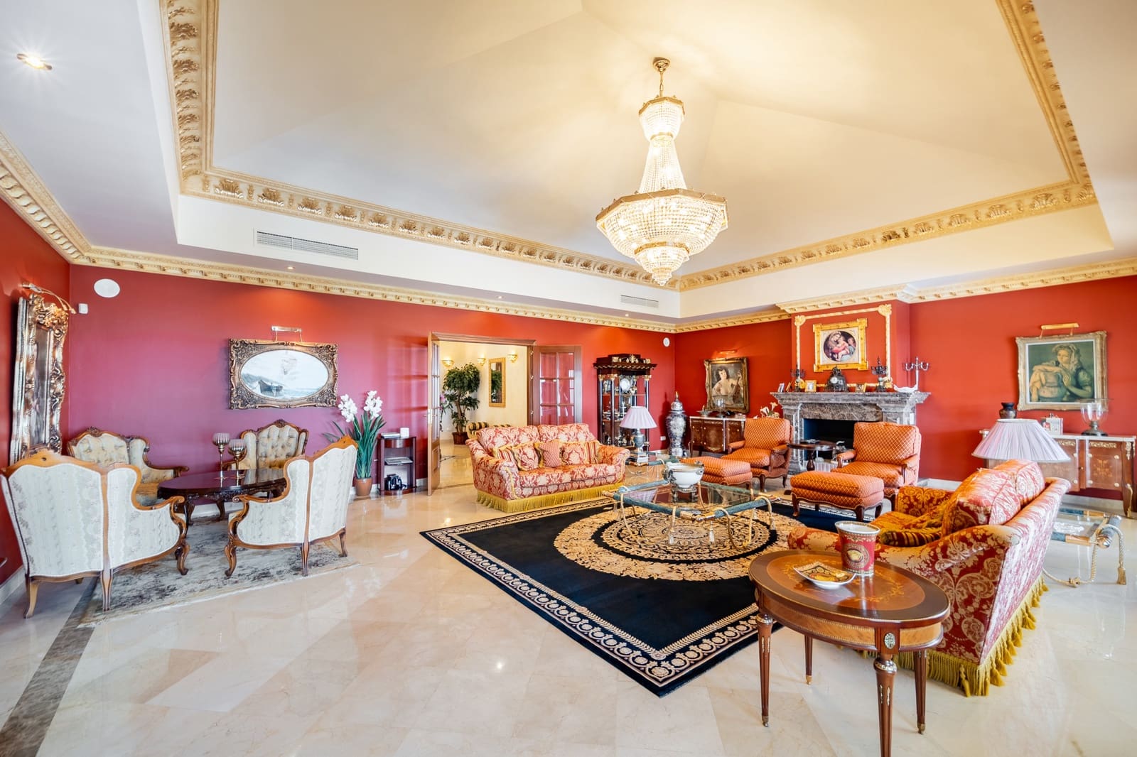 5 Zimmer Villa zu verkaufen in Marbella mit Pool Garage - 8.200.000 € (Ref: 10129012)