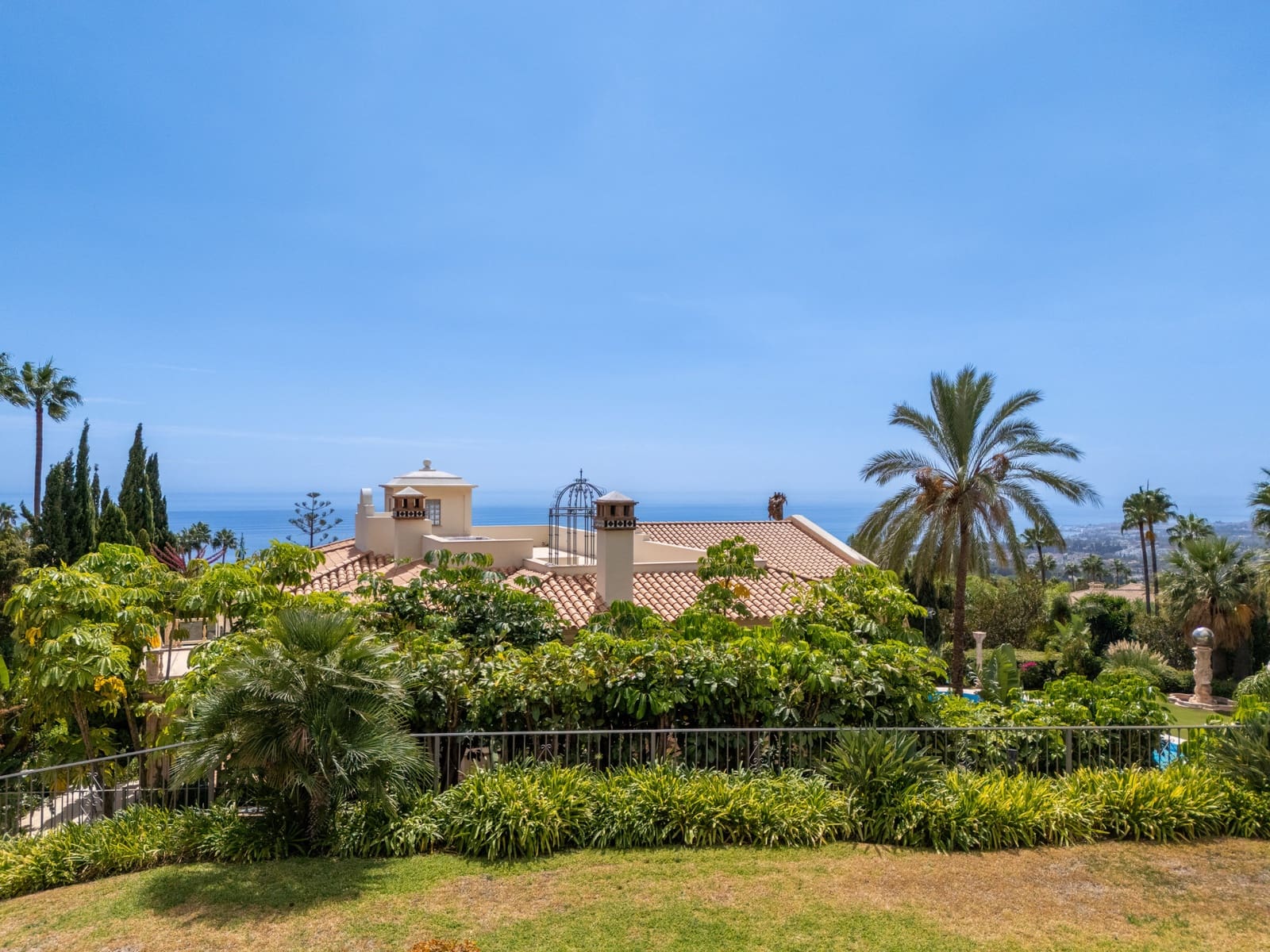5 Zimmer Villa zu verkaufen in Marbella mit Pool Garage - 8.200.000 € (Ref: 10129012)