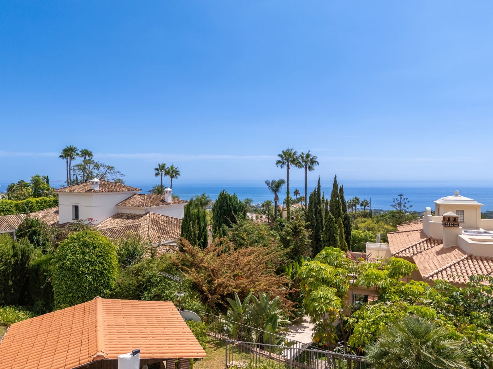 5 Zimmer Villa zu verkaufen in Marbella mit Pool Garage - 8.200.000 € (Ref: 10129012)