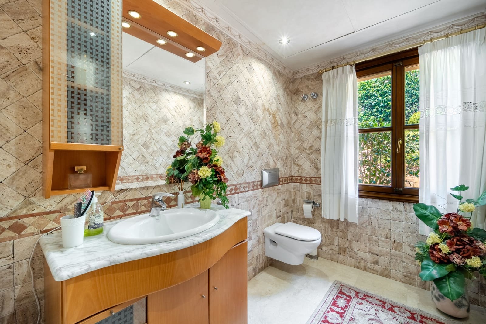 5 Zimmer Villa zu verkaufen in Marbella mit Pool Garage - 8.200.000 € (Ref: 10129012)