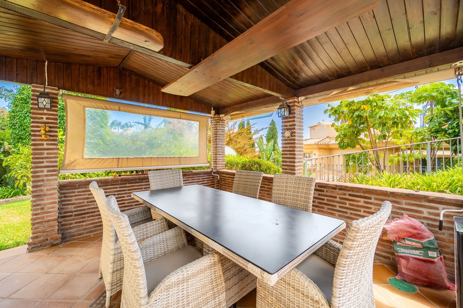 5 Zimmer Villa zu verkaufen in Marbella mit Pool Garage - 8.200.000 € (Ref: 10129012)
