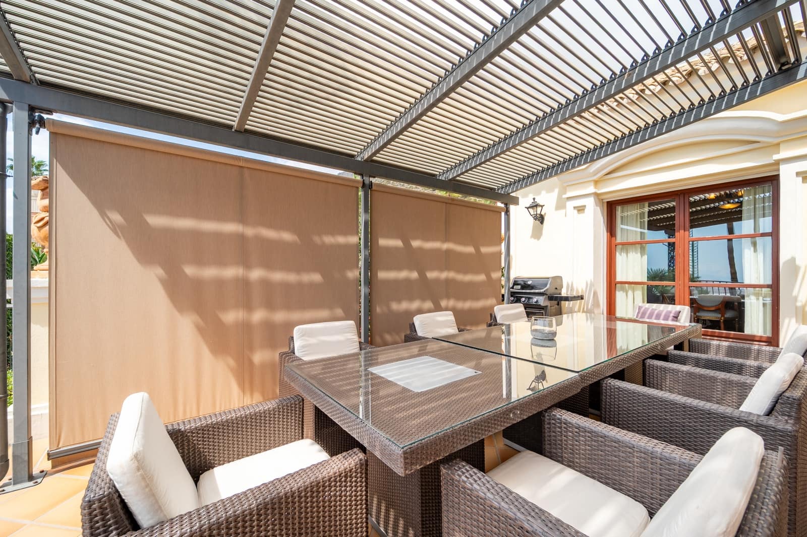 5 Zimmer Villa zu verkaufen in Marbella mit Pool Garage - 8.200.000 € (Ref: 10129012)