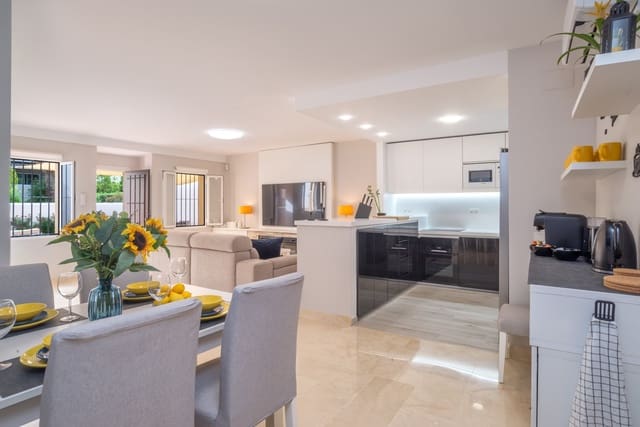 4 sovrum Hus till salu i Marbella med pool garage - 725 000 € (Ref: 10131378)